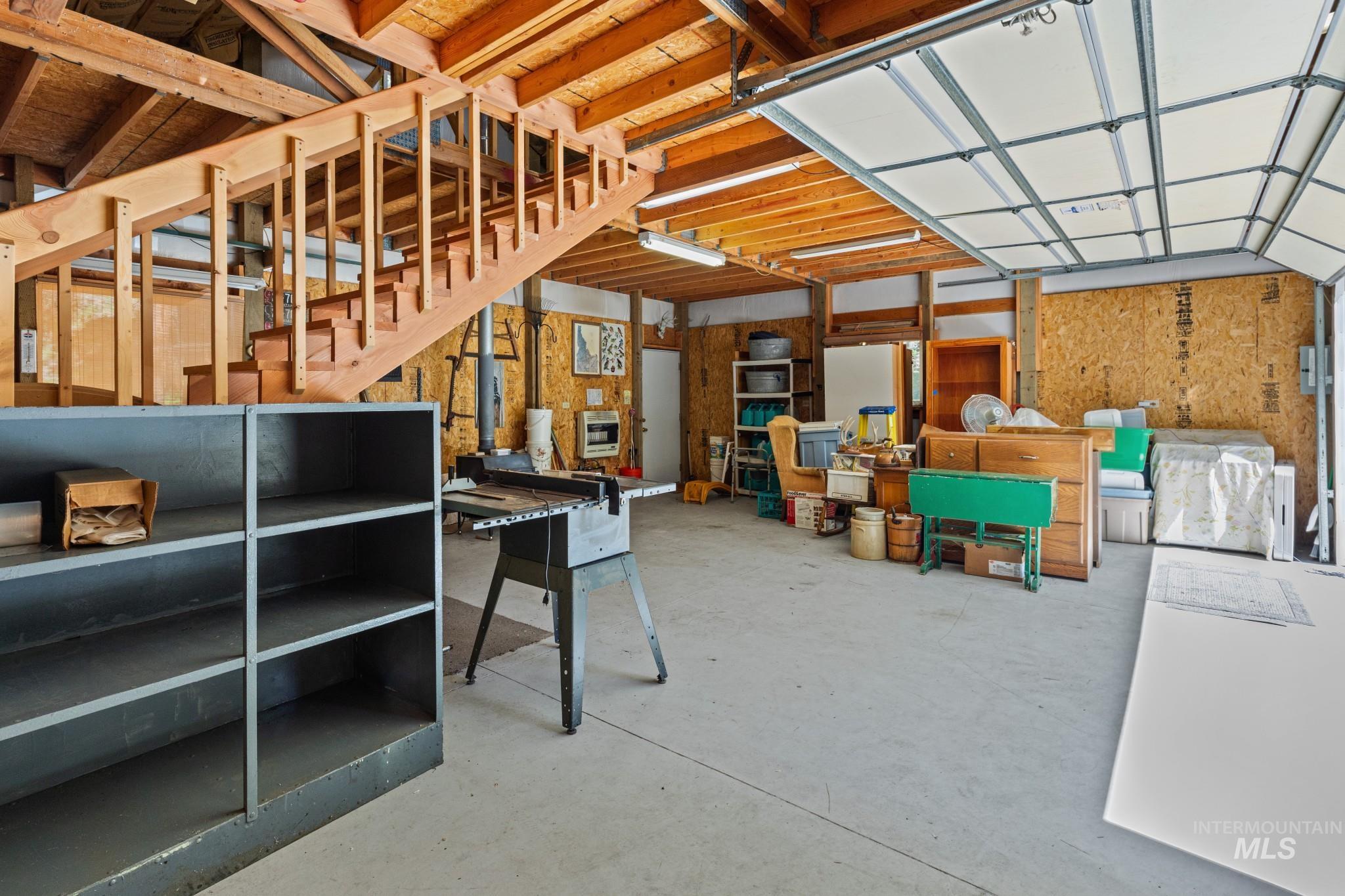 18 Hida Way, Lowman, Idaho 83637, 3 Bedrooms, 2 Bathrooms, Residential For Sale, Price $425,000, 98990652
