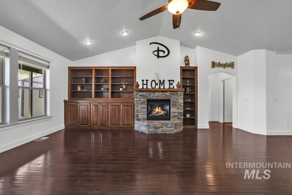 629 Lochsa Road, Twin Falls, Idaho 83301, 4 Bedrooms, 3 Bathrooms, Residential For Sale, Price $599,900, 98990653