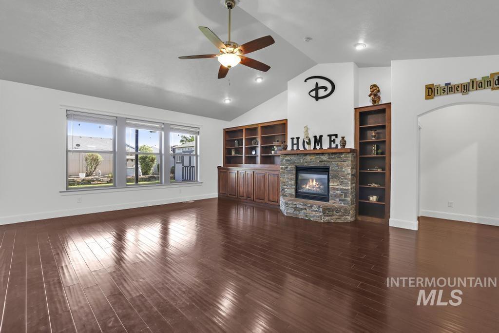 629 Lochsa Road, Twin Falls, Idaho 83301, 4 Bedrooms, 3 Bathrooms, Residential For Sale, Price $599,900, 98990653