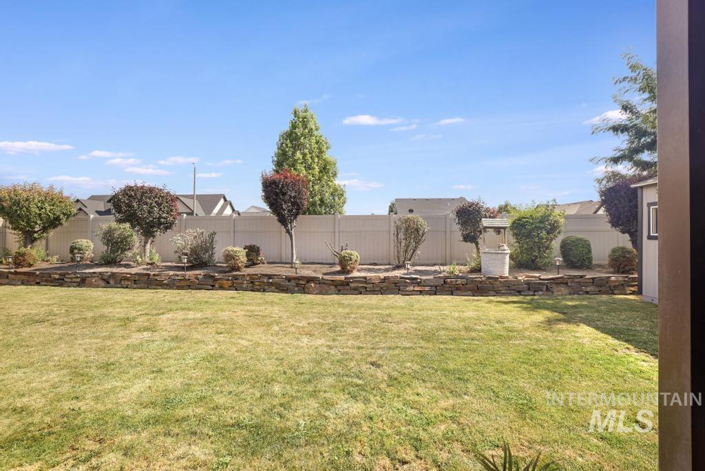 629 Lochsa Road, Twin Falls, Idaho 83301, 4 Bedrooms, 2.5 Bathrooms, Residential For Sale, Price $590,500, 98990653