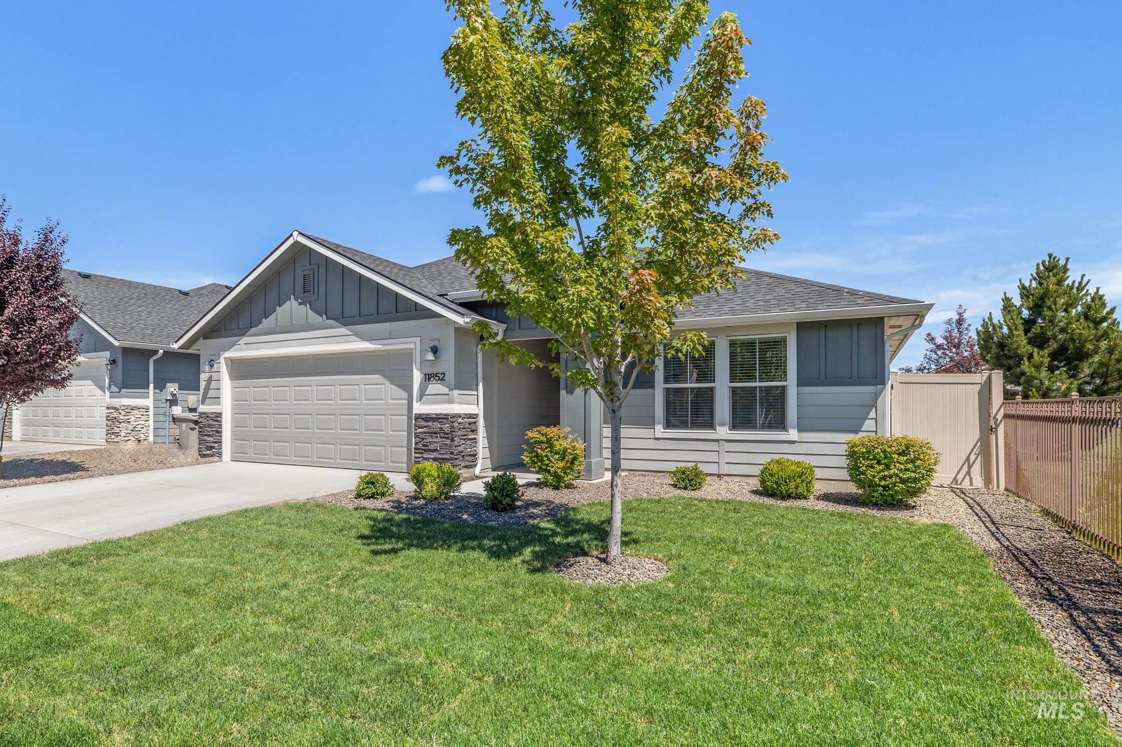 11852 W Hidden Point St, Star, Idaho 83669-6143, 3 Bedrooms, 2 Bathrooms, Residential For Sale, Price $450,000, 98990654
