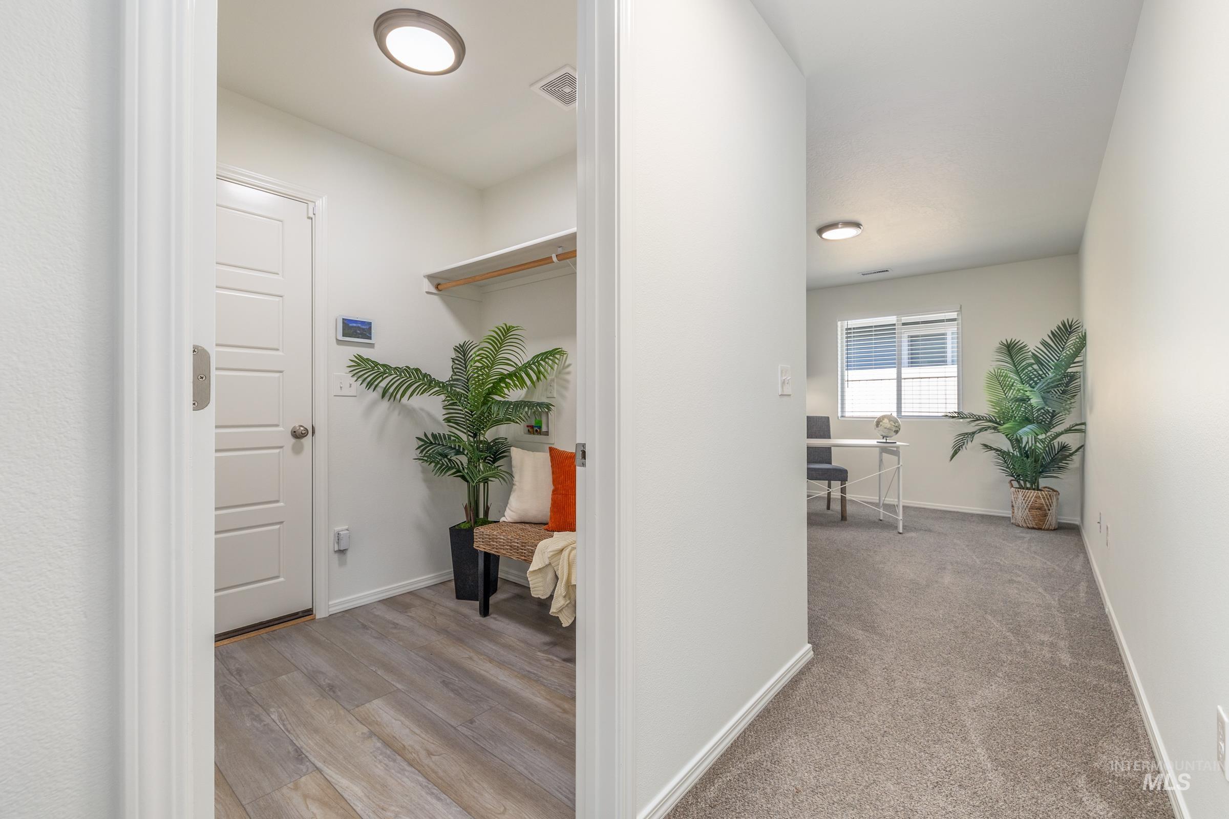 11852 W Hidden Point St, Star, Idaho 83669-6143, 3 Bedrooms, 2 Bathrooms, Residential For Sale, Price $450,000, 98990654