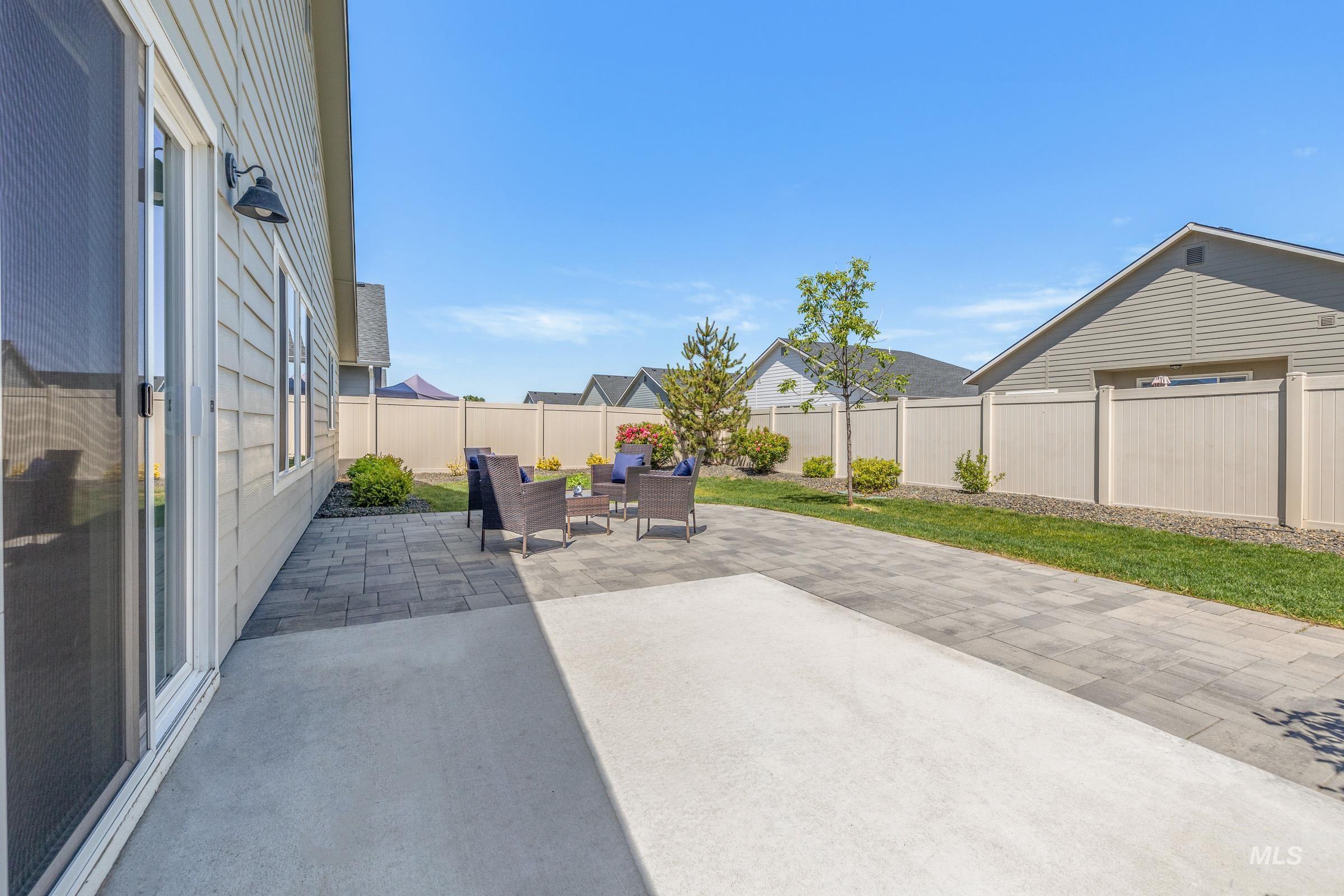 11852 W Hidden Point St, Star, Idaho 83669-6143, 3 Bedrooms, 2 Bathrooms, Residential For Sale, Price $450,000, 98990654