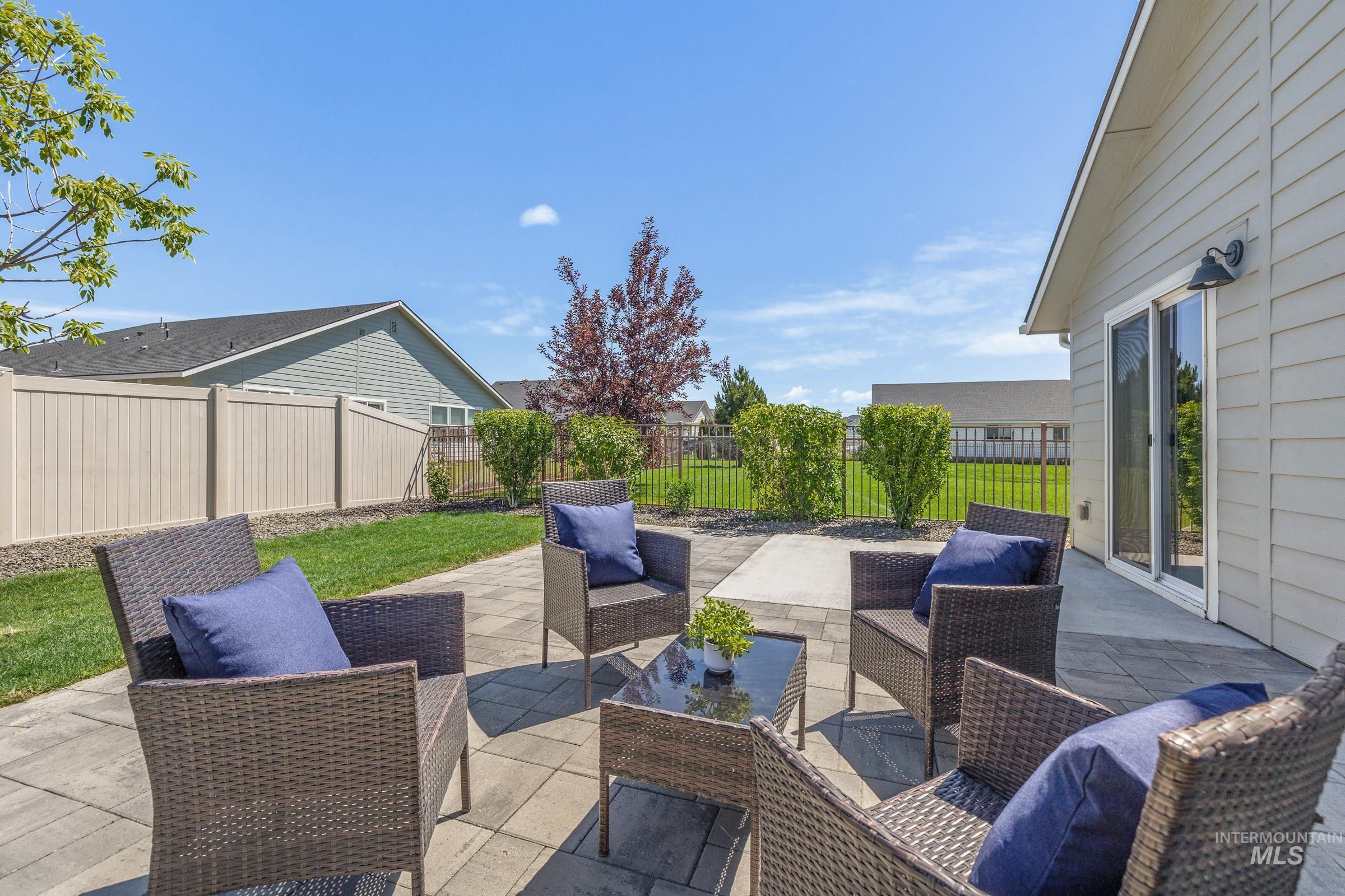 11852 W Hidden Point St, Star, Idaho 83669-6143, 3 Bedrooms, 2 Bathrooms, Residential For Sale, Price $450,000, 98990654