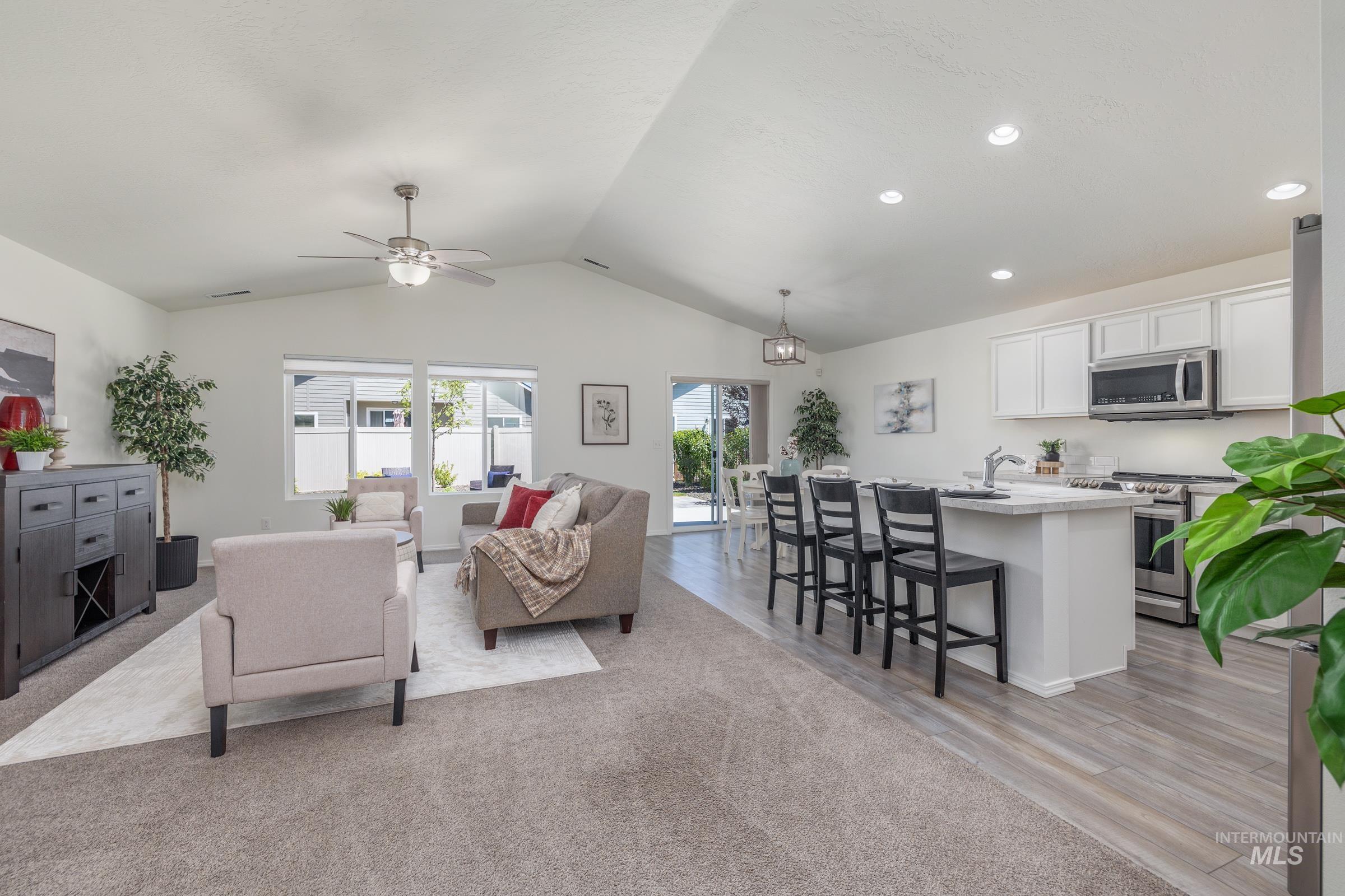 11852 W Hidden Point St, Star, Idaho 83669-6143, 3 Bedrooms, 2 Bathrooms, Residential For Sale, Price $450,000, 98990654