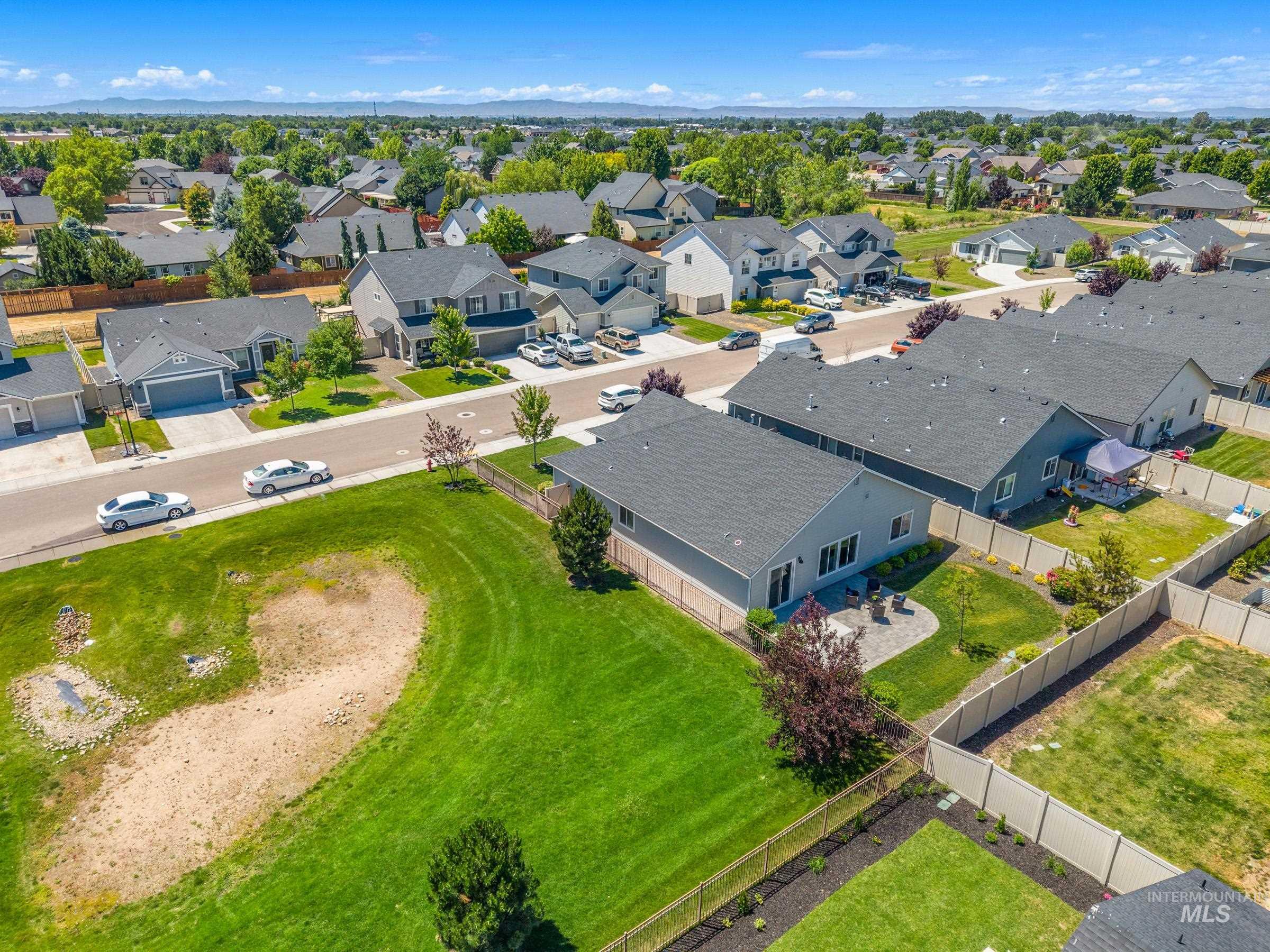 11852 W Hidden Point St, Star, Idaho 83669-6143, 3 Bedrooms, 2 Bathrooms, Residential For Sale, Price $450,000, 98990654