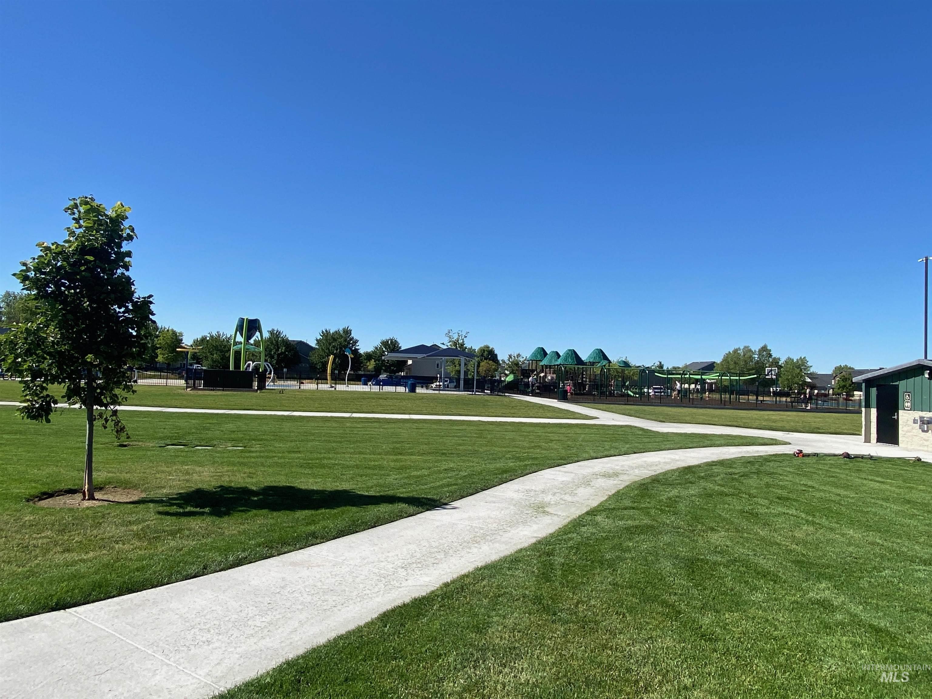 11852 W Hidden Point St, Star, Idaho 83669-6143, 3 Bedrooms, 2 Bathrooms, Residential For Sale, Price $450,000, 98990654