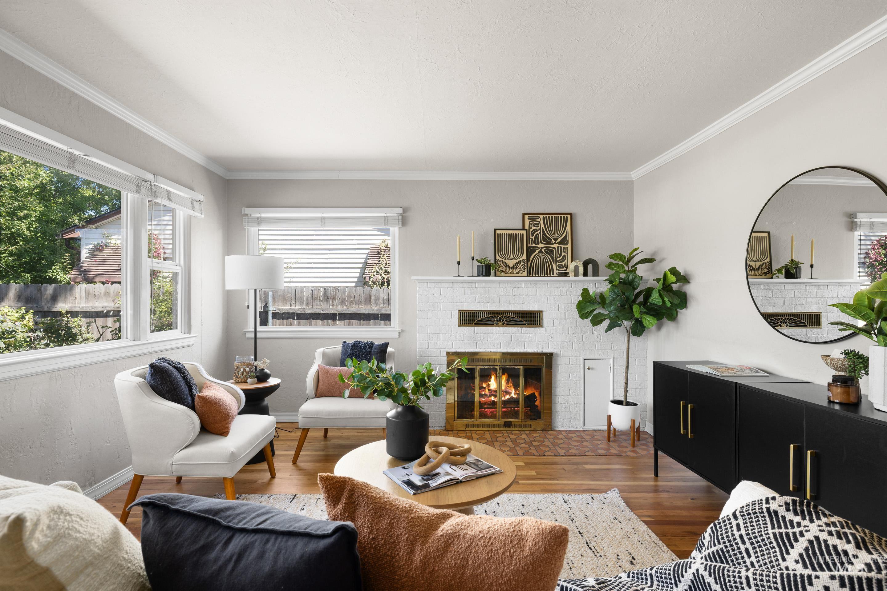 820 S Shoshone St, Boise, Idaho 83705, 3 Bedrooms, 2 Bathrooms, Residential For Sale, Price $500,000, 98990656