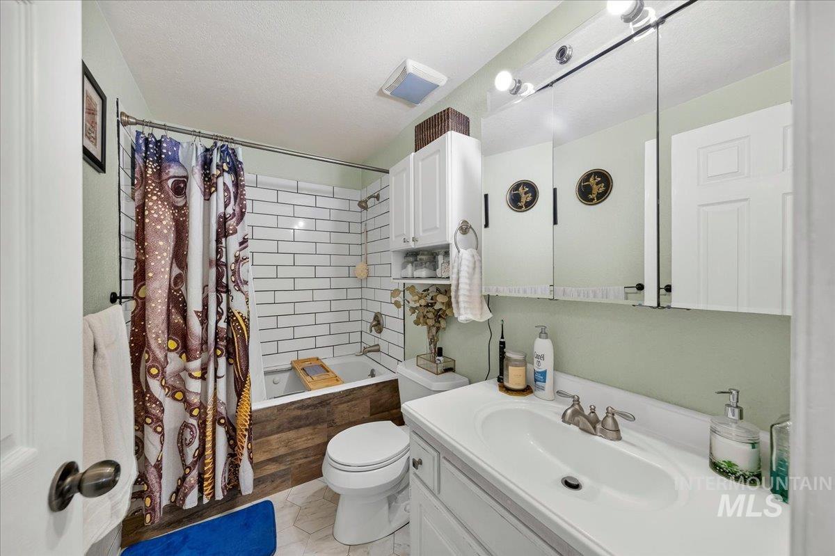 7428 W Snohomish St, Boise, Idaho 83709, 4 Bedrooms, 2 Bathrooms, Residential For Sale, Price $485,000, 98990660