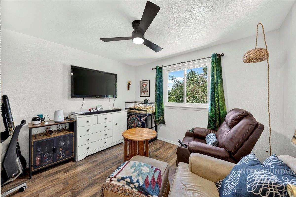 7428 W Snohomish St, Boise, Idaho 83709, 4 Bedrooms, 2 Bathrooms, Residential For Sale, Price $485,000, 98990660