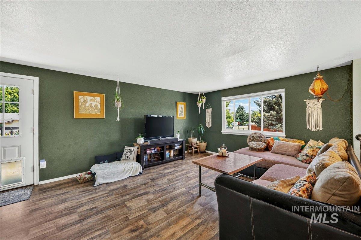 7428 W Snohomish St, Boise, Idaho 83709, 4 Bedrooms, 2 Bathrooms, Residential For Sale, Price $485,000, 98990660