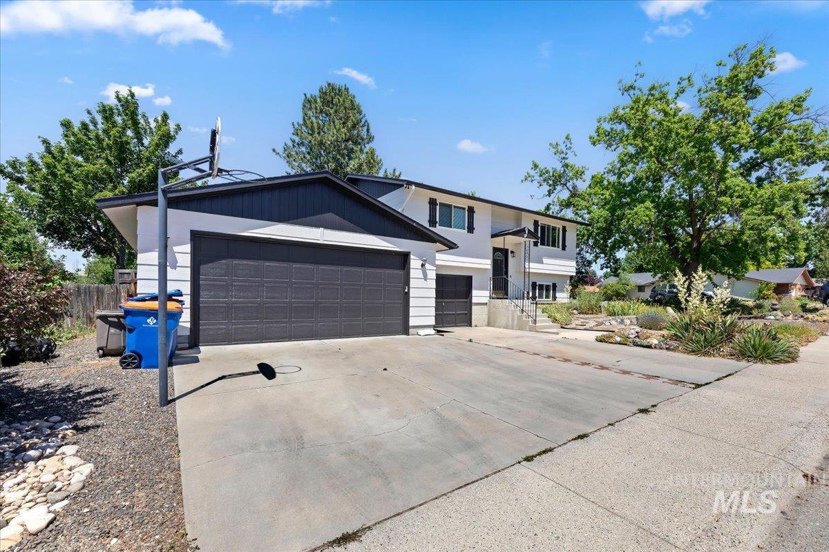 7428 W Snohomish St, Boise, Idaho 83709, 4 Bedrooms, 2 Bathrooms, Residential For Sale, Price $485,000, 98990660