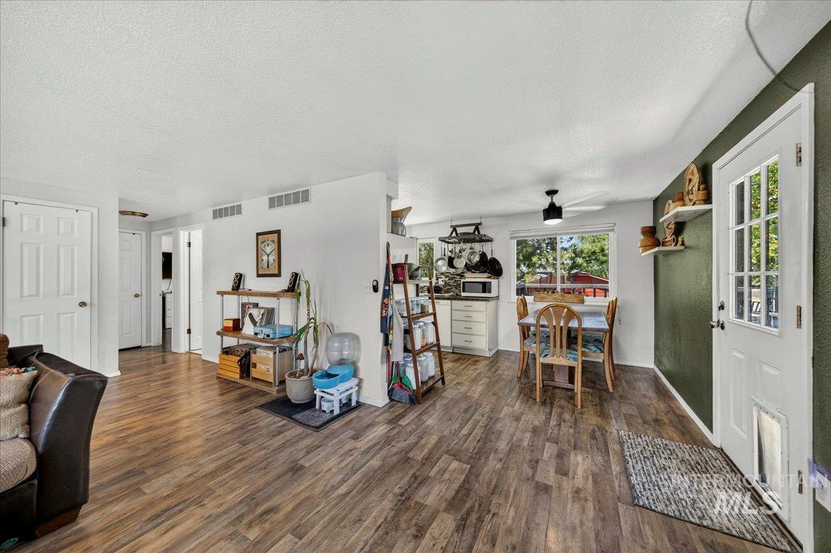 7428 W Snohomish St, Boise, Idaho 83709, 4 Bedrooms, 2 Bathrooms, Residential For Sale, Price $485,000, 98990660