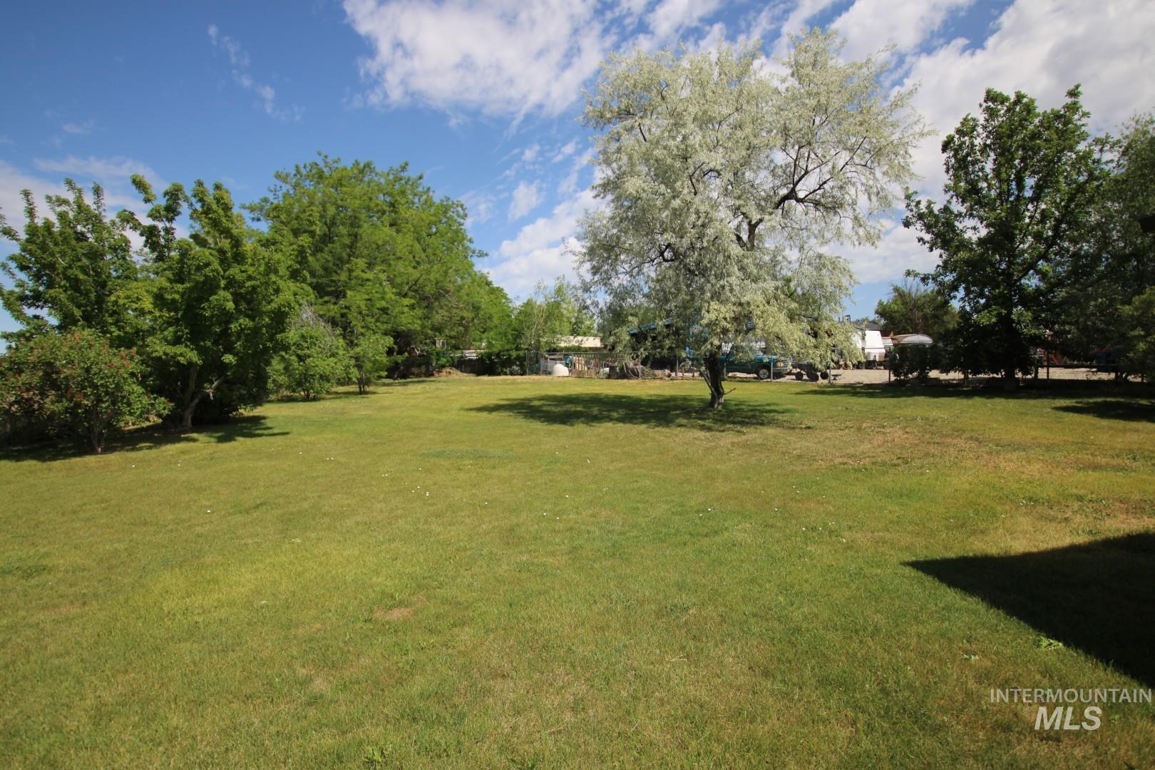 10750 W Fox Brush Dr, Boise, Idaho 83709, 3 Bedrooms, 1.5 Bathrooms, Residential For Sale, Price $449,000, 98990662
