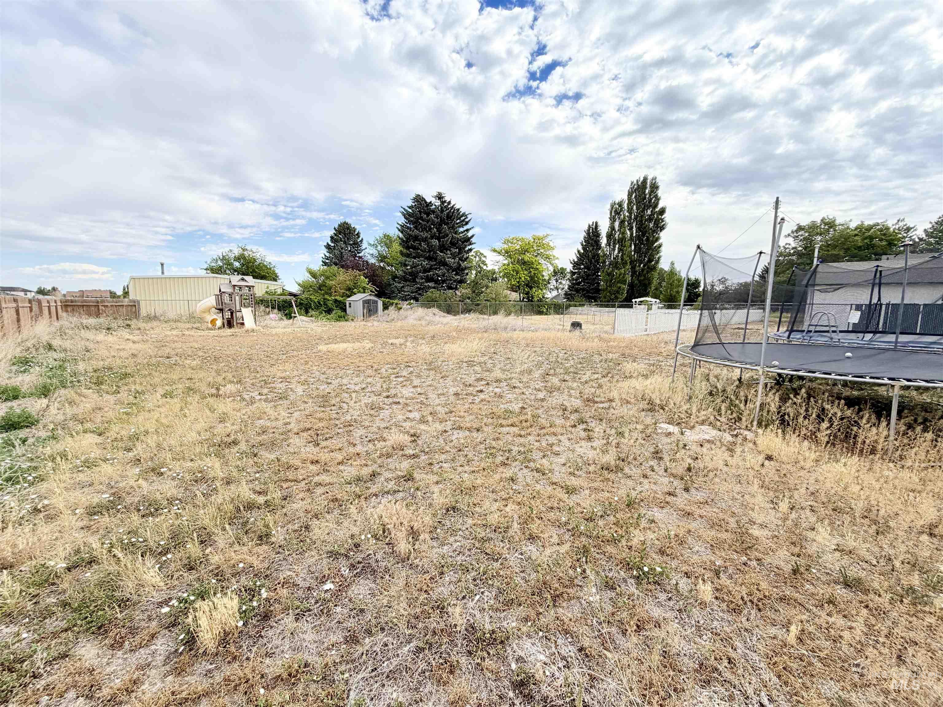101 Jasper Dr, Kimberly, Idaho 83341, 3 Bedrooms, 3 Bathrooms, Residential For Sale, Price $385,000, 98990663