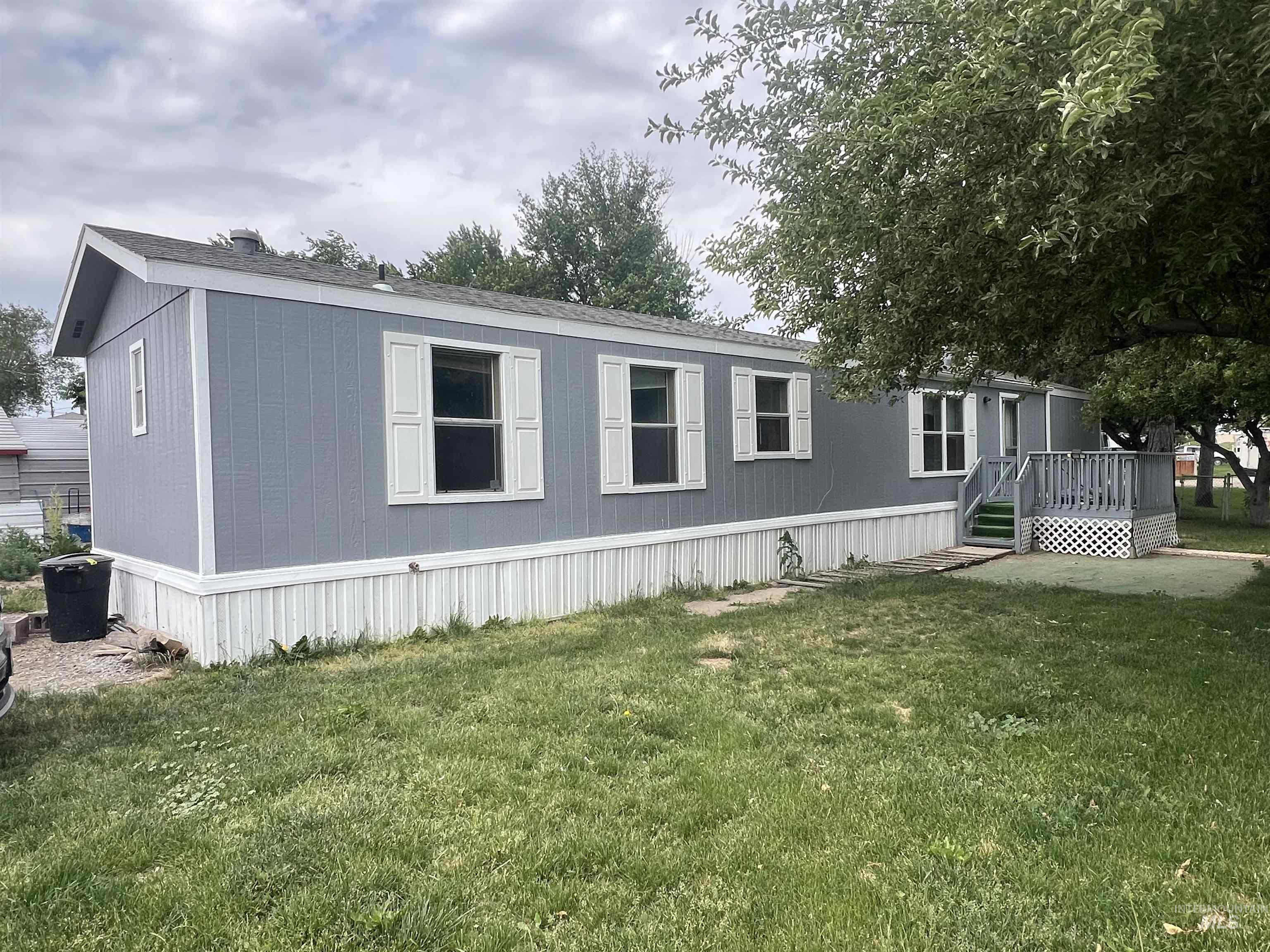 4030 River Resort Dr, Homedale, Idaho 83628, 2 Bedrooms, 2 Bathrooms, Residential For Sale, Price $105,000,MLS 98990665