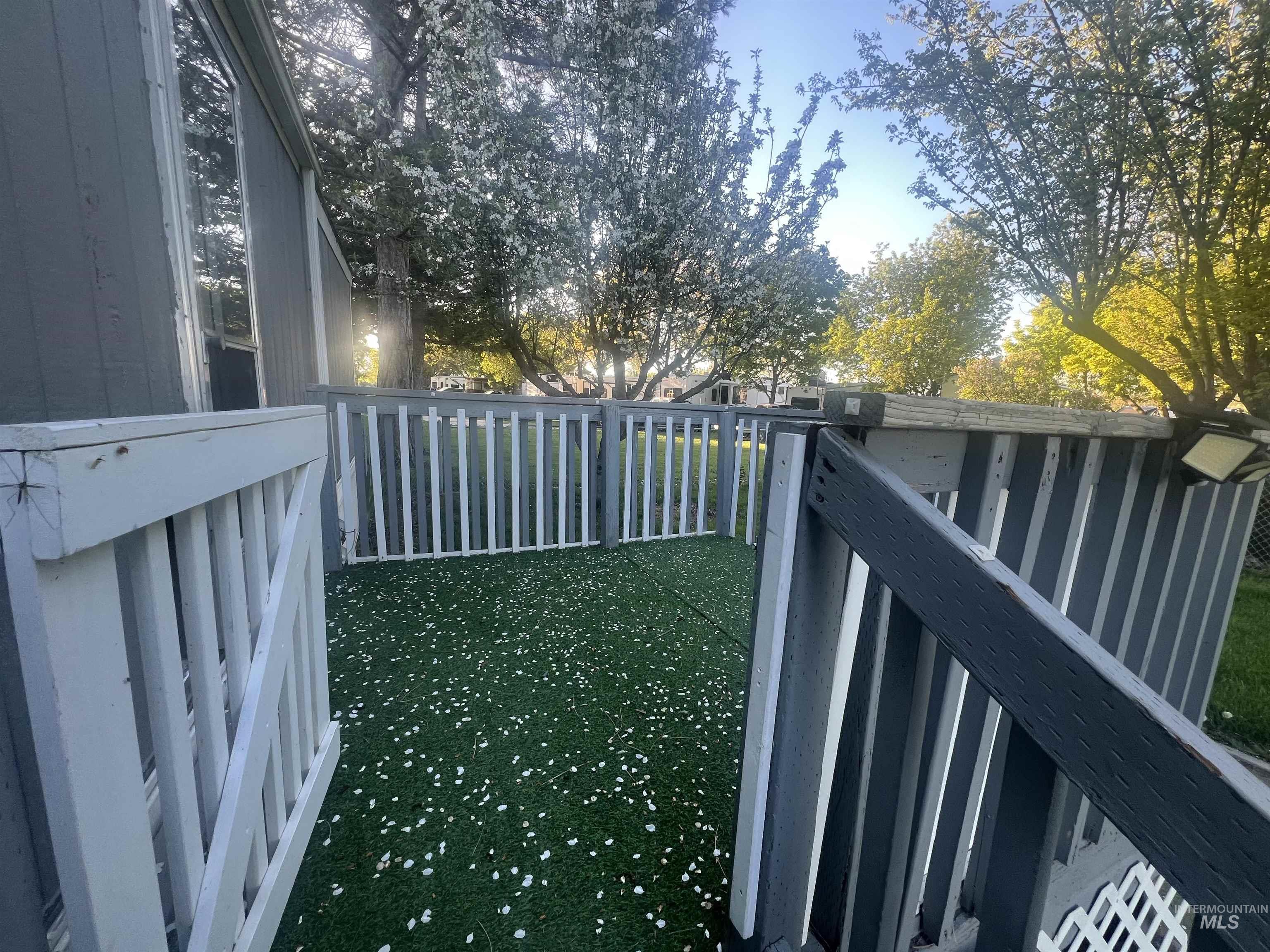 4030 River Resort Dr, Homedale, Idaho 83628, 2 Bedrooms, 2 Bathrooms, Residential For Sale, Price $105,000,MLS 98990665