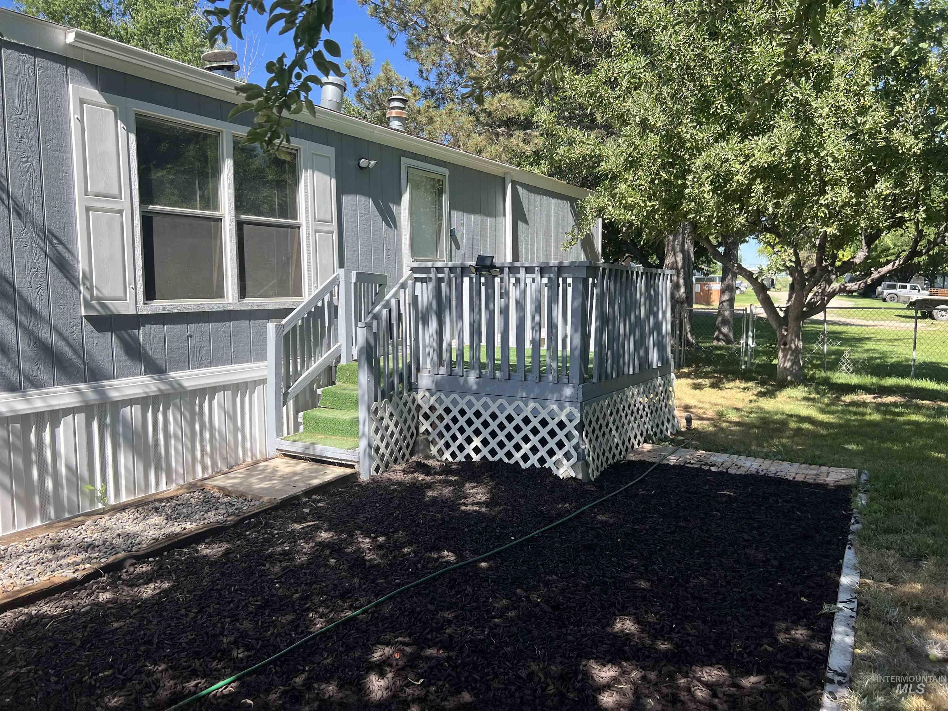 4030 River Resort Dr, Homedale, Idaho 83628, 2 Bedrooms, 2 Bathrooms, Residential For Sale, Price $105,000,MLS 98990665