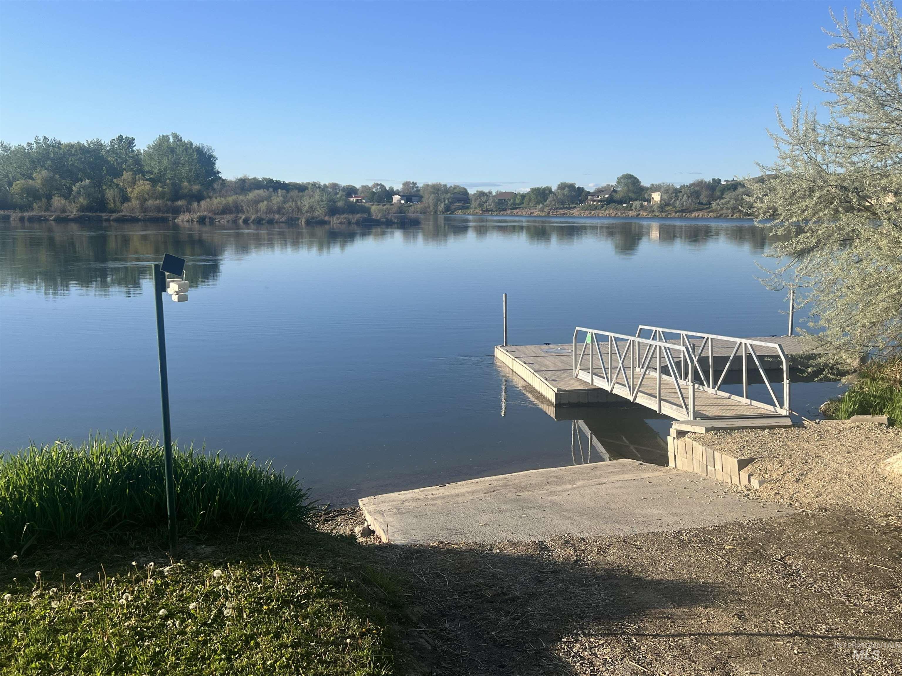 4030 River Resort Dr, Homedale, Idaho 83628, 2 Bedrooms, 2 Bathrooms, Residential For Sale, Price $105,000,MLS 98990665