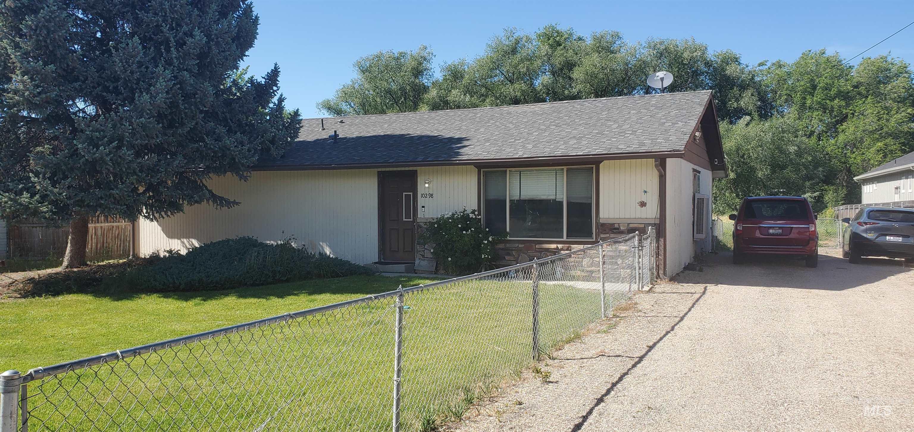 10298 W Utahna, Boise, Idaho 83714, 3 Bedrooms, 2 Bathrooms, Residential For Sale, Price $390,000, 98990668