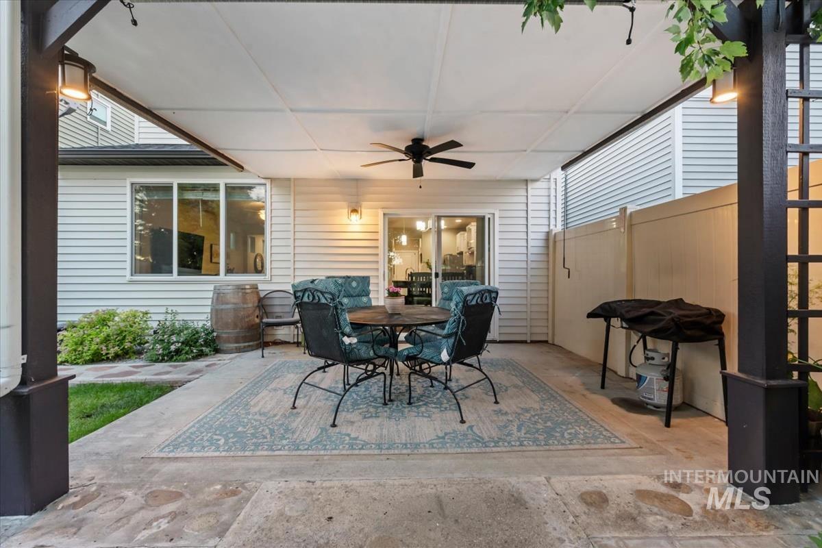 2121 S Hills Ave, Meridian, Idaho 83642, 3 Bedrooms, 2.5 Bathrooms, Residential For Sale, Price $474,990, 98990671