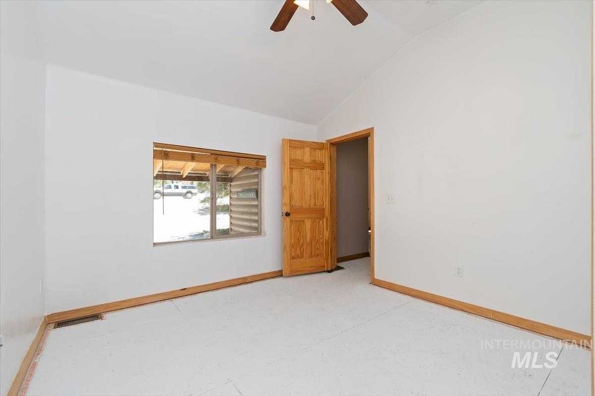 417 Elk Creek Rd, Idaho City, Idaho 83631, 4 Bedrooms, 3 Bathrooms, Residential For Sale, Price $529,900,MLS 98990672