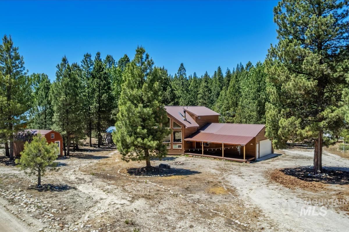 417 Elk Creek Rd, Idaho City, Idaho 83631, 4 Bedrooms, 3 Bathrooms, Residential For Sale, Price $529,900,MLS 98990672
