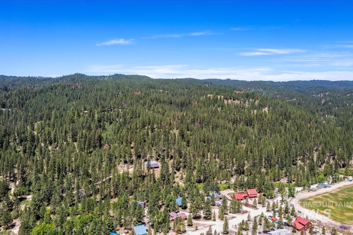 417 Elk Creek Rd, Idaho City, Idaho 83631, 4 Bedrooms, 3 Bathrooms, Residential For Sale, Price $529,900,MLS 98990672