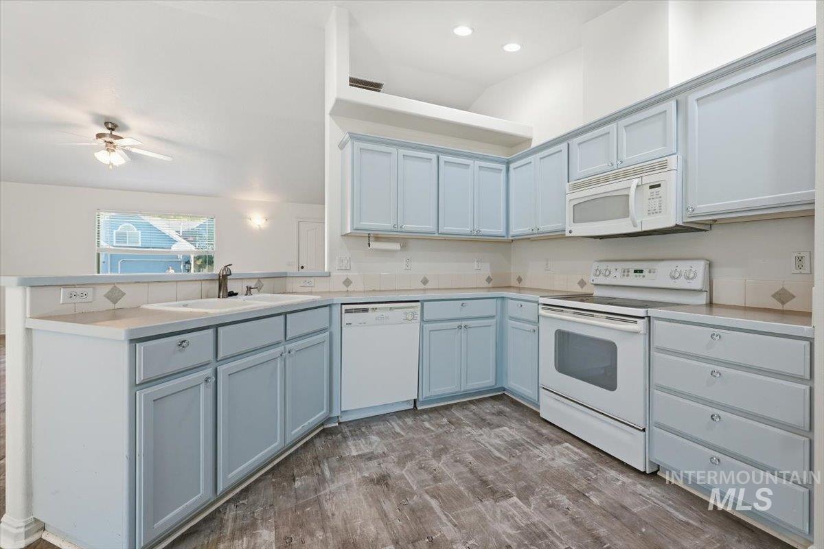 731 W Miranda, Nampa, Idaho 83686, 3 Bedrooms, 2 Bathrooms, Residential For Sale, Price $379,500,MLS 98990673