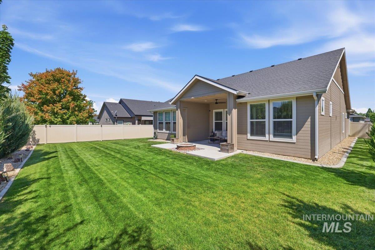 4126 S Lava Springs Loop, Nampa, Idaho 83686, 3 Bedrooms, 2 Bathrooms, Residential For Sale, Price $519,900,MLS 98990674
