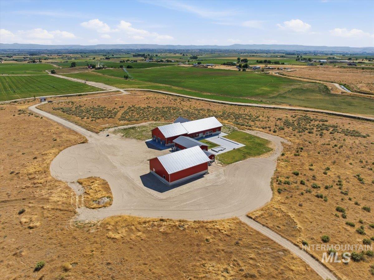 21692 Market Road, Parma, Idaho 83660, 3 Bedrooms, 2.5 Bathrooms, Residential For Sale, Price $1,990,000, 98990675
