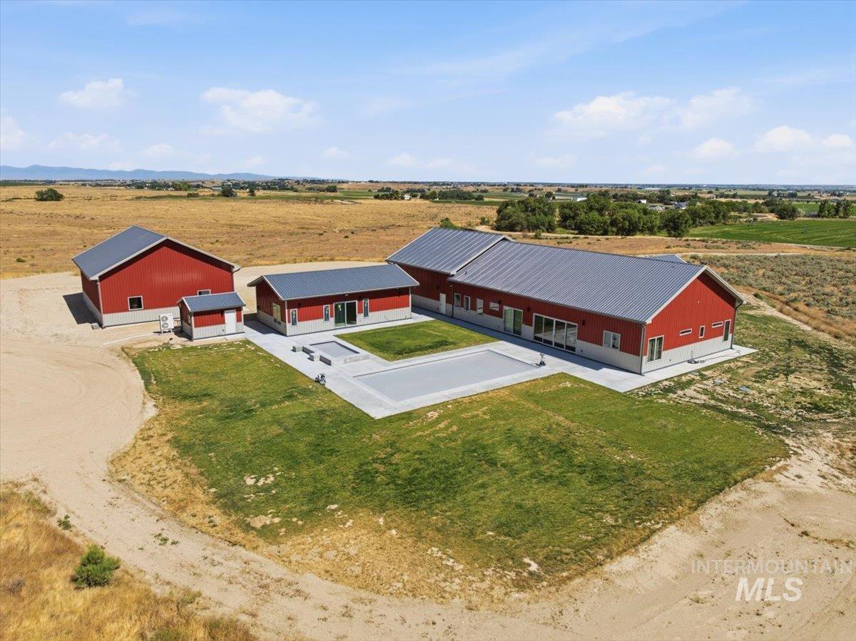 21692 Market Road, Parma, Idaho 83660, 3 Bedrooms, 2.5 Bathrooms, Residential For Sale, Price $1,990,000, 98990675