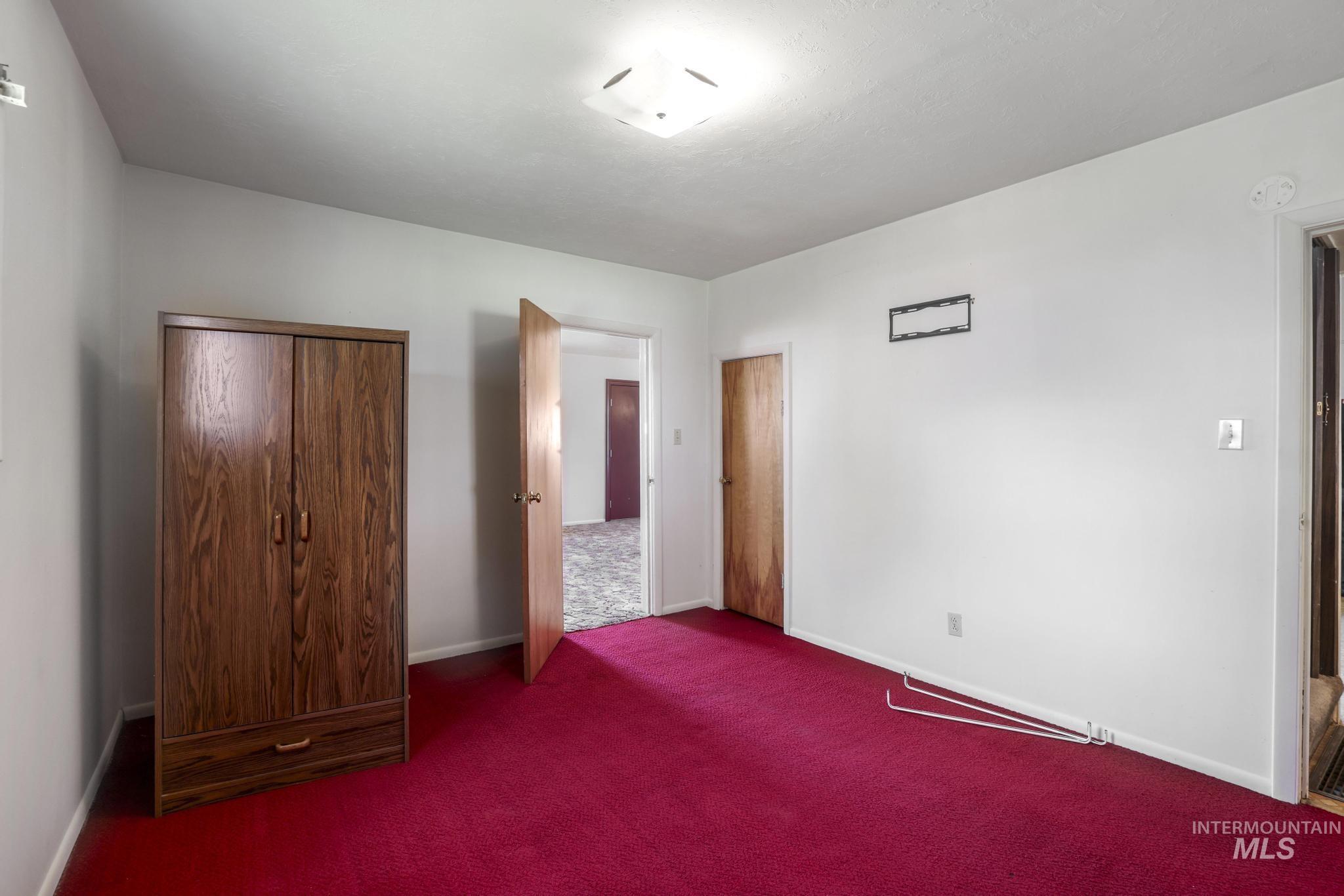 311 W 2nd St, Hansen, Idaho 83334, 3 Bedrooms, 2 Bathrooms, Residential For Sale, Price $260,000, 98990681