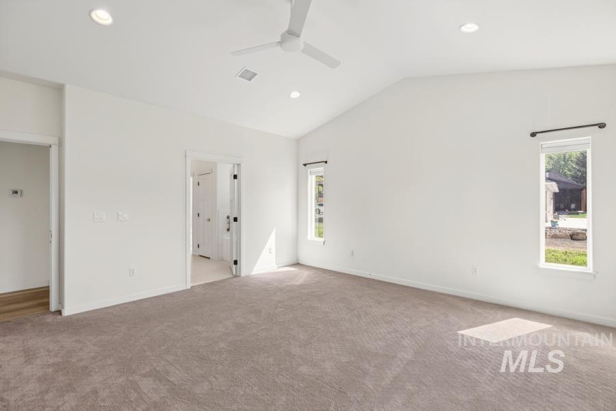 2033 Westview Dr., Moscow, Idaho 83843, 4 Bedrooms, 2 Bathrooms, Residential For Sale, Price $650,000,MLS 98990682
