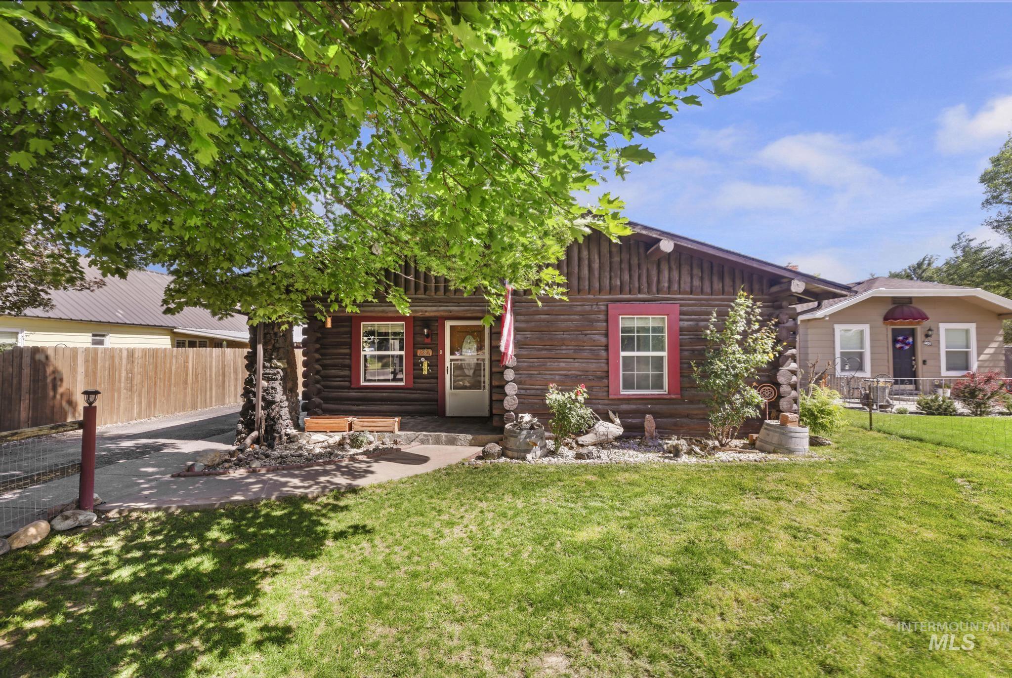 1351 5th Ave. E., Twin Falls, Idaho 83301, 2 Bedrooms, 2 Bathrooms, Residential For Sale, Price $299,900, 98990683