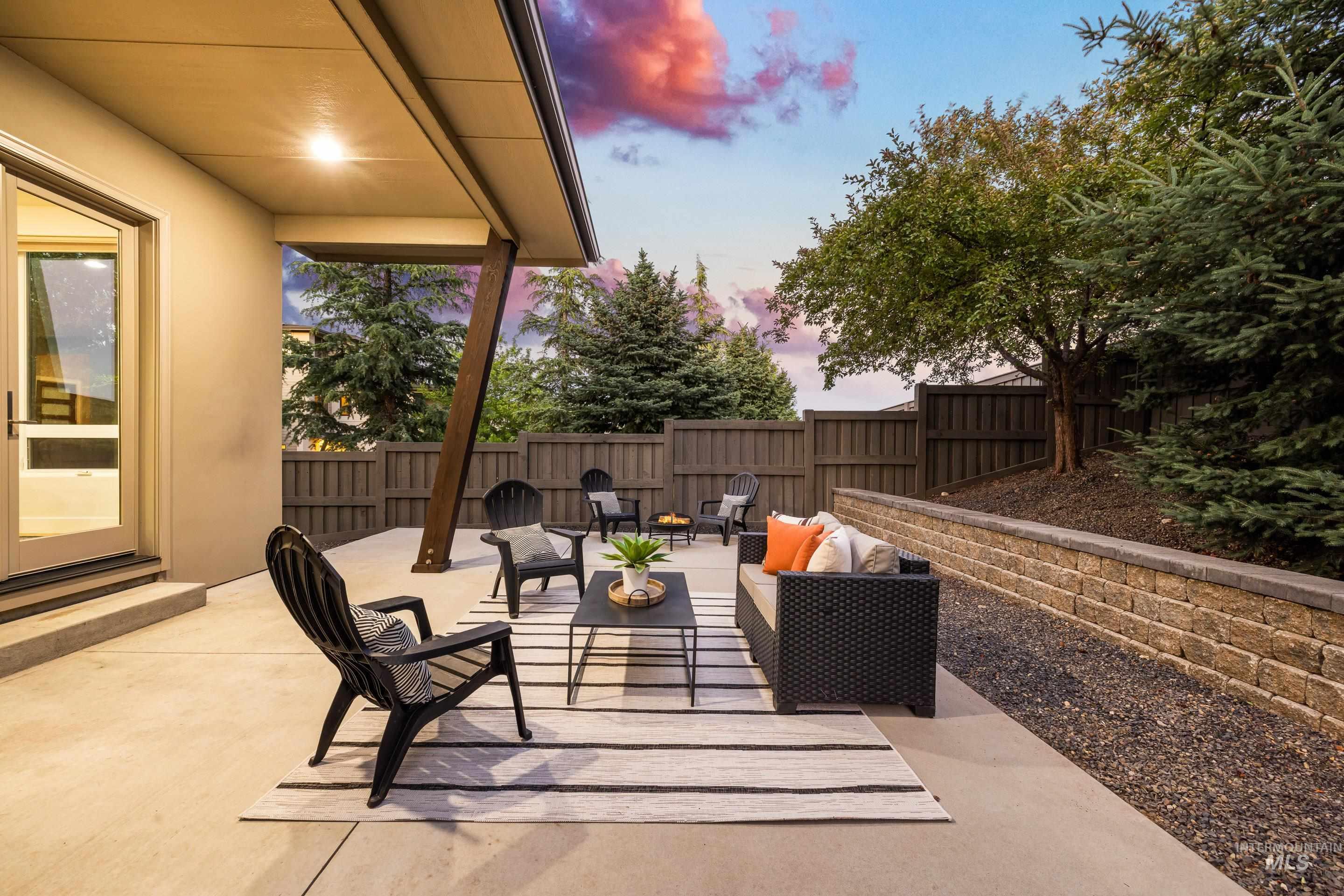 2999 E Heartleaf Ln, Boise, Idaho 83716-5065, 3 Bedrooms, 2.5 Bathrooms, Residential For Sale, Price $699,900,MLS 98990684