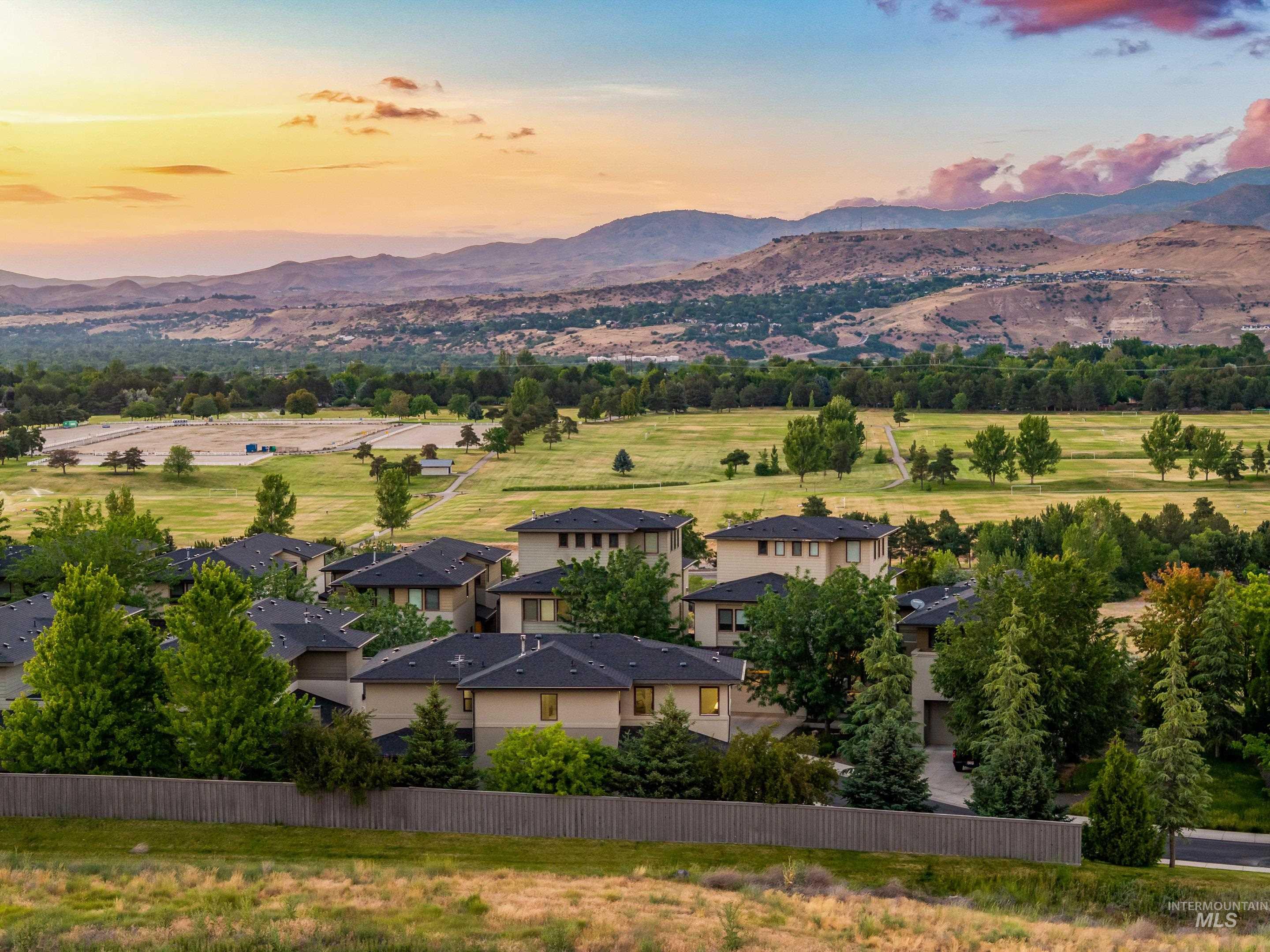 2999 E Heartleaf Ln, Boise, Idaho 83716-5065, 3 Bedrooms, 2.5 Bathrooms, Residential For Sale, Price $699,900,MLS 98990684