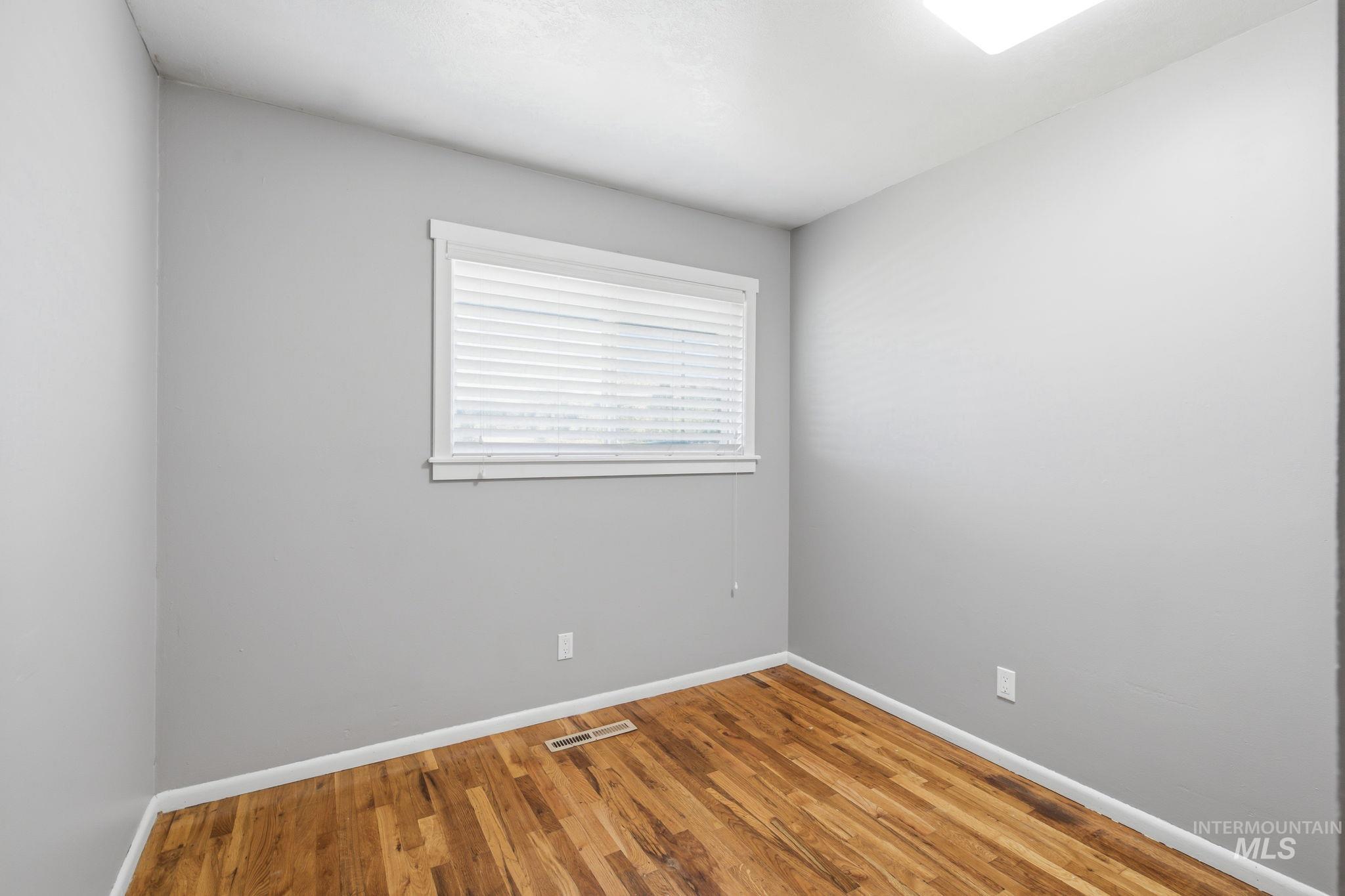 6412 W Cassia St., Boise, Idaho 83705, 3 Bedrooms, 1 Bathroom, Residential For Sale, Price $429,900,MLS 98990686