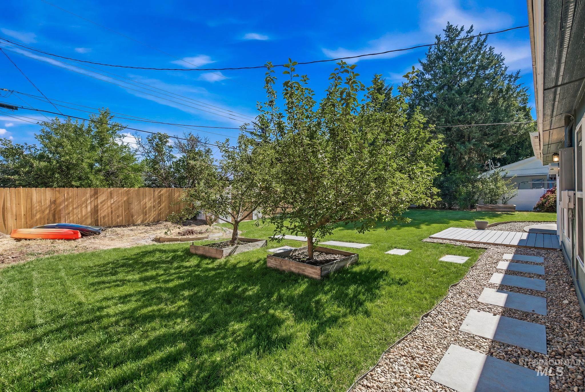6412 W Cassia St., Boise, Idaho 83705, 3 Bedrooms, 1 Bathroom, Residential For Sale, Price $429,900,MLS 98990686