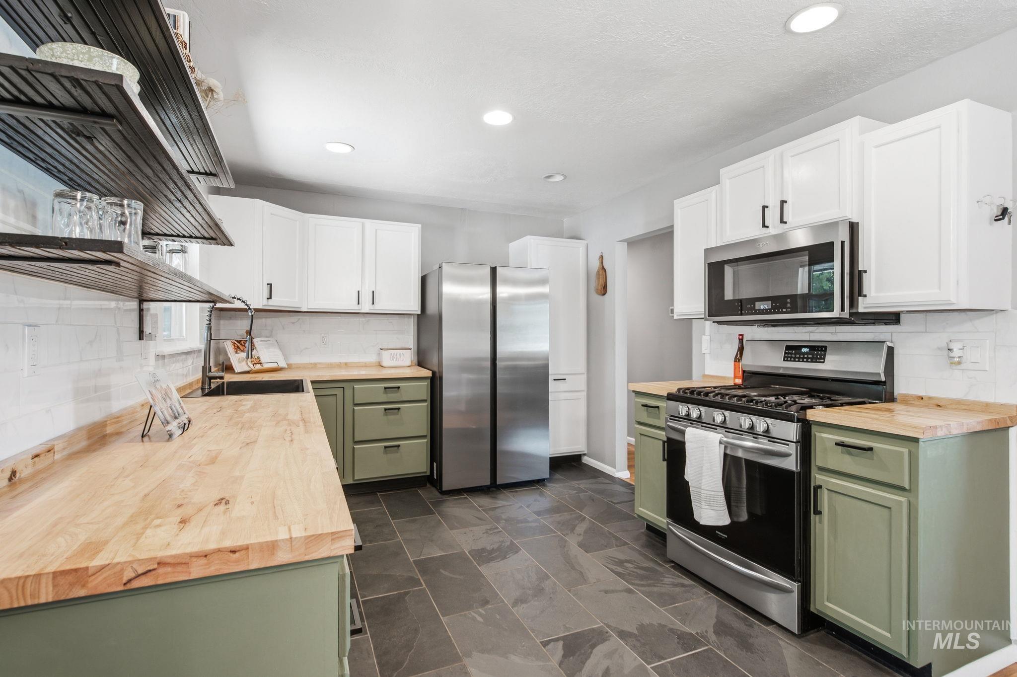 6412 W Cassia St., Boise, Idaho 83705, 3 Bedrooms, 1 Bathroom, Residential For Sale, Price $429,900,MLS 98990686