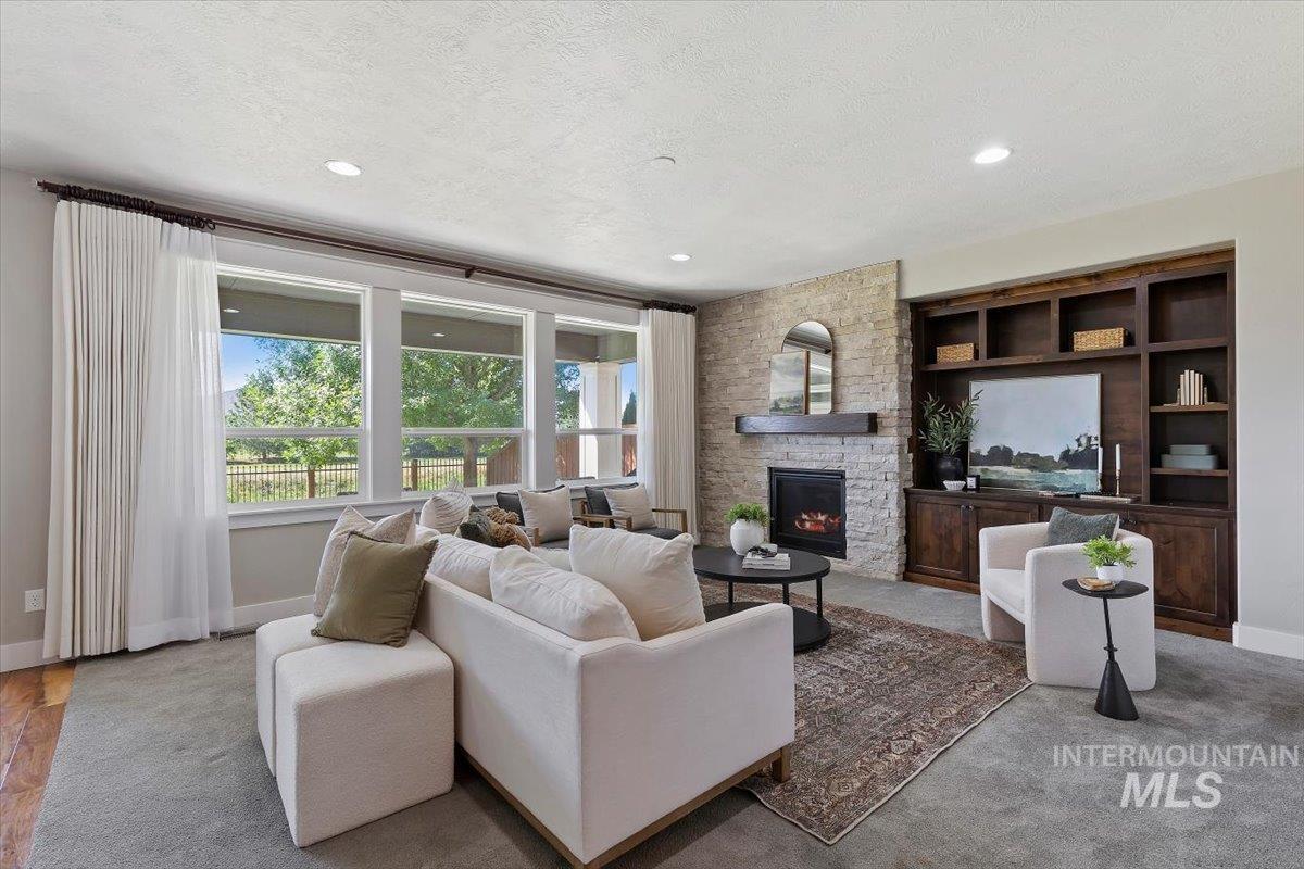 9433 W Wildbranch Dr, Star, Idaho 83669, 4 Bedrooms, 2.5 Bathrooms, Residential For Sale, Price $719,000,MLS 98990687