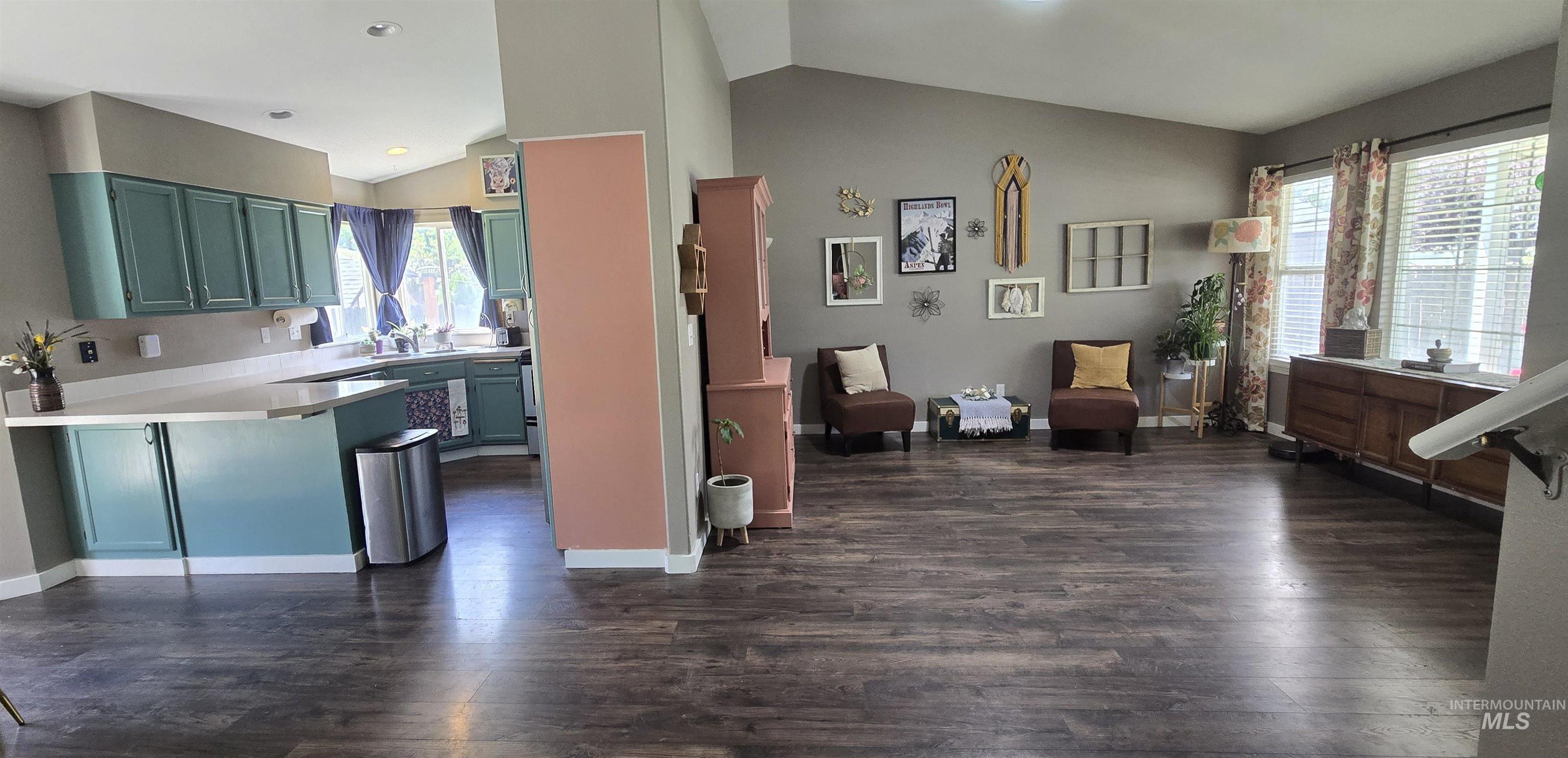 2140 E Chateau, Meridian, Idaho 83646, 4 Bedrooms, 3 Bathrooms, Residential For Sale, Price $439,900,MLS 98990689