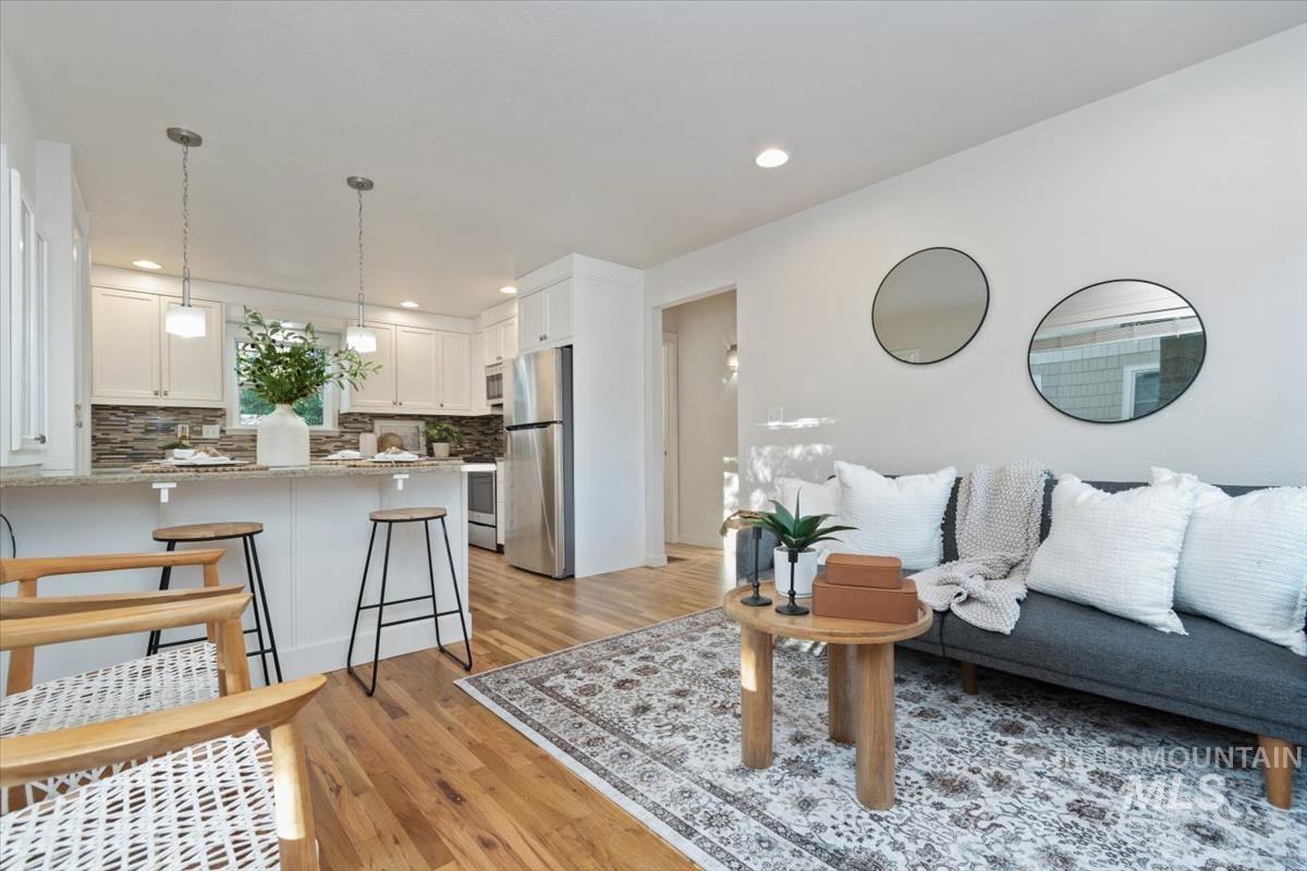 2315 W Jefferson Street, Boise, Idaho 83702, 2 Bedrooms, 2 Bathrooms, Residential For Sale, Price $595,000,MLS 98990690