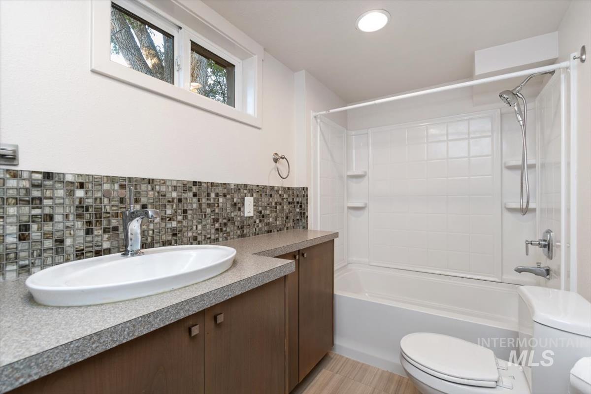 2315 W Jefferson Street, Boise, Idaho 83702, 2 Bedrooms, 2 Bathrooms, Residential For Sale, Price $595,000,MLS 98990690