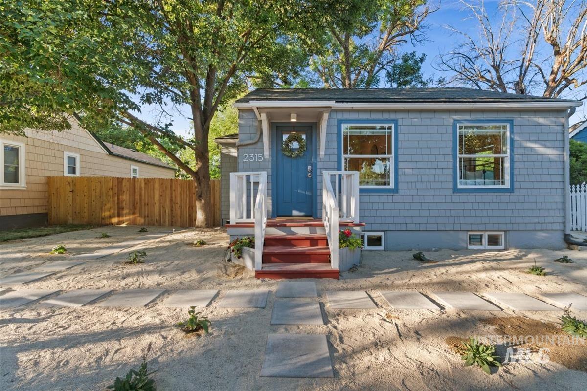 2315 W Jefferson Street, Boise, Idaho 83702, 2 Bedrooms, 2 Bathrooms, Residential For Sale, Price $595,000,MLS 98990690