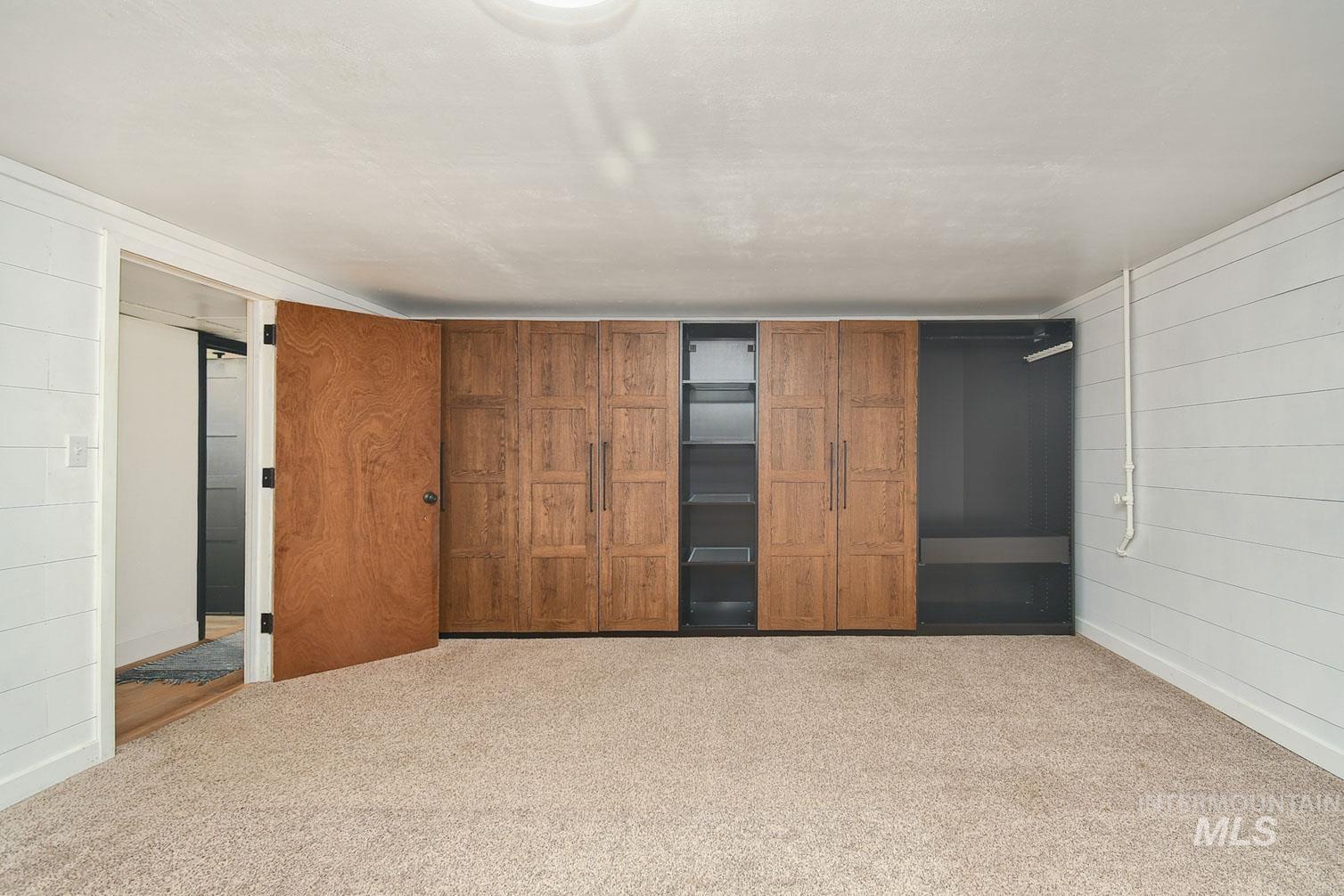 2379 W Palouse St, Boise, Idaho 83705, 4 Bedrooms, 2 Bathrooms, Residential For Sale, Price $515,000,MLS 98990691