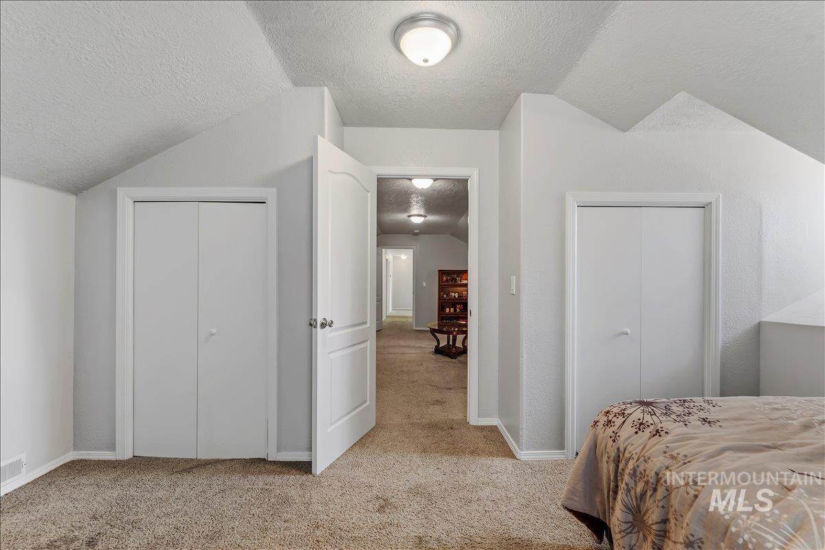 2078 W Lowry Street, Meridian, Idaho 83646, 5 Bedrooms, 2.5 Bathrooms, Residential For Sale, Price $599,999,MLS 98990692