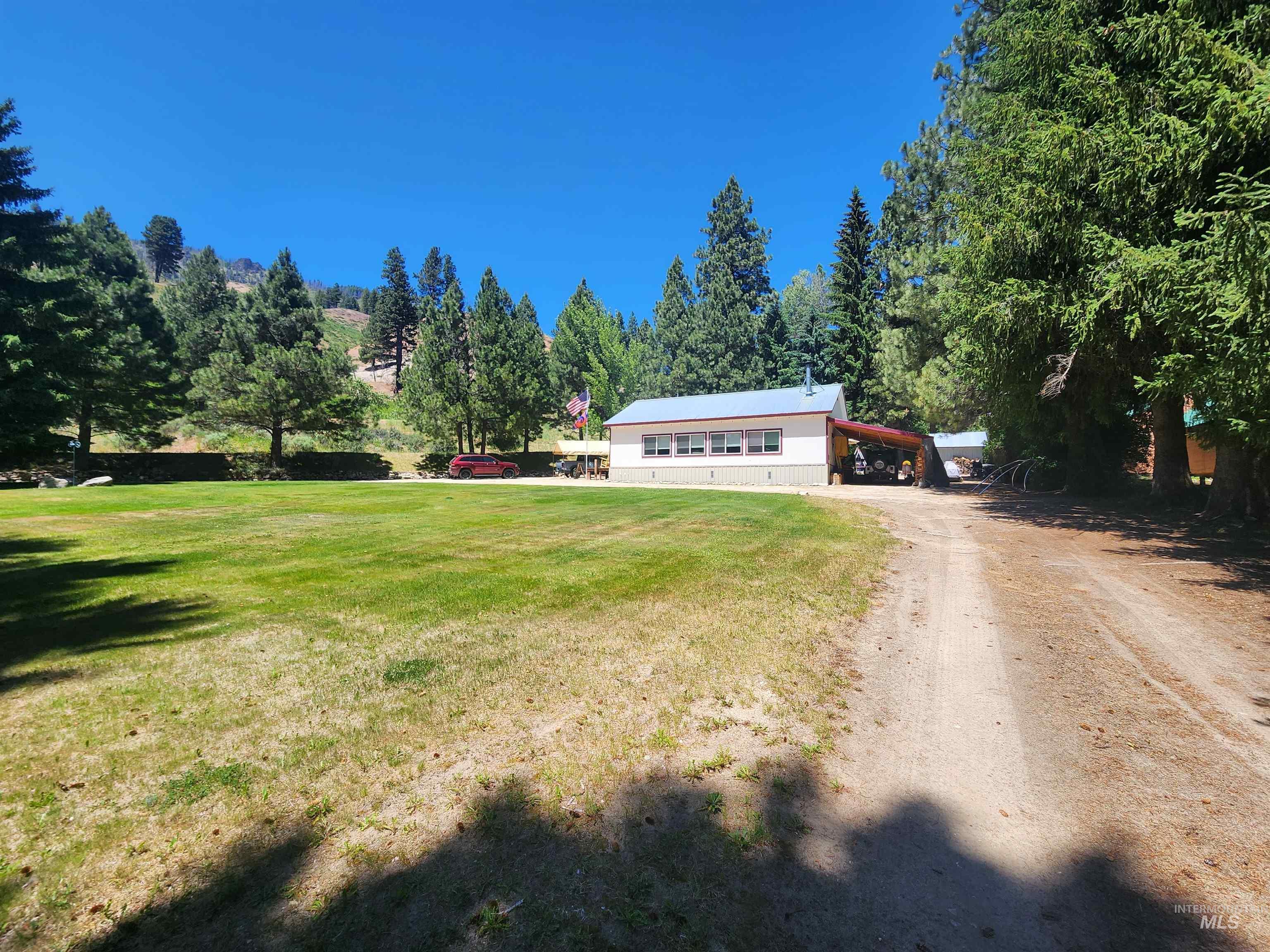 38 E Foster Street, Pine, Idaho 83647, 2 Bedrooms, 1 Bathroom, Residential For Sale, Price $385,000,MLS 98990694