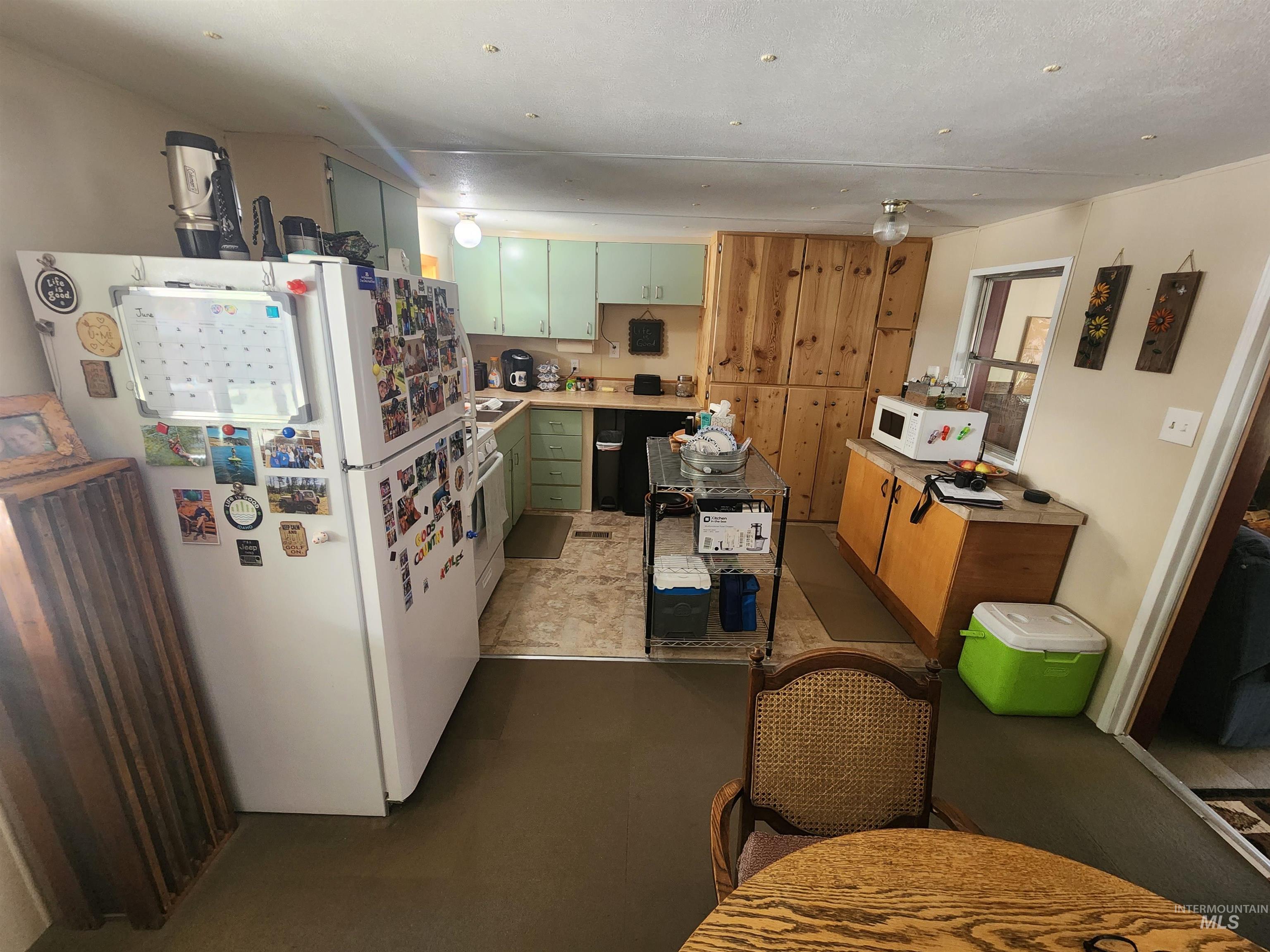 38 E Foster Street, Pine, Idaho 83647, 2 Bedrooms, 1 Bathroom, Residential For Sale, Price $385,000,MLS 98990694