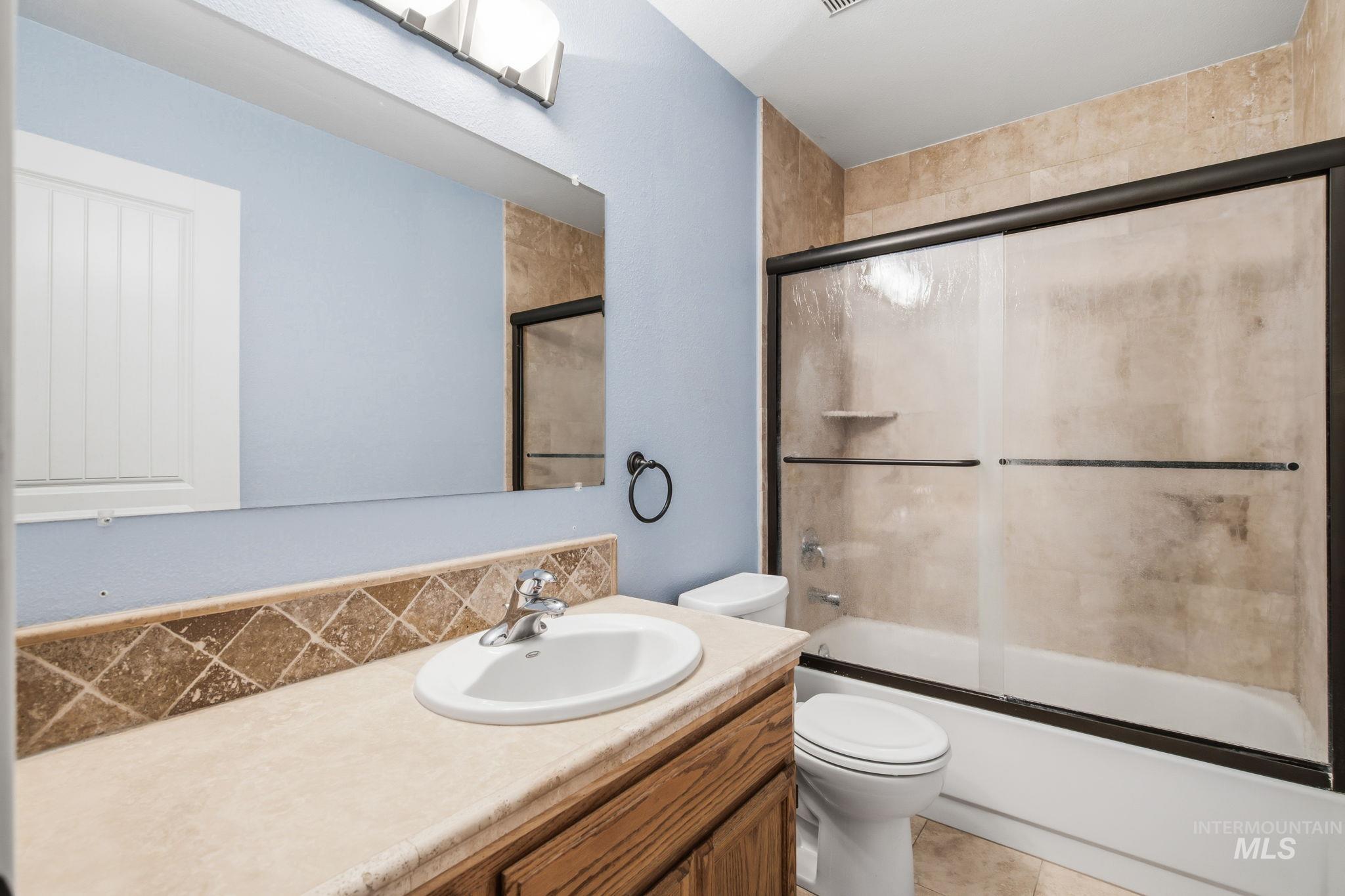 8341 W Pomona Court, Boise, Idaho 83704, 4 Bedrooms, 2.5 Bathrooms, Residential For Sale, Price $487,900,MLS 98990695